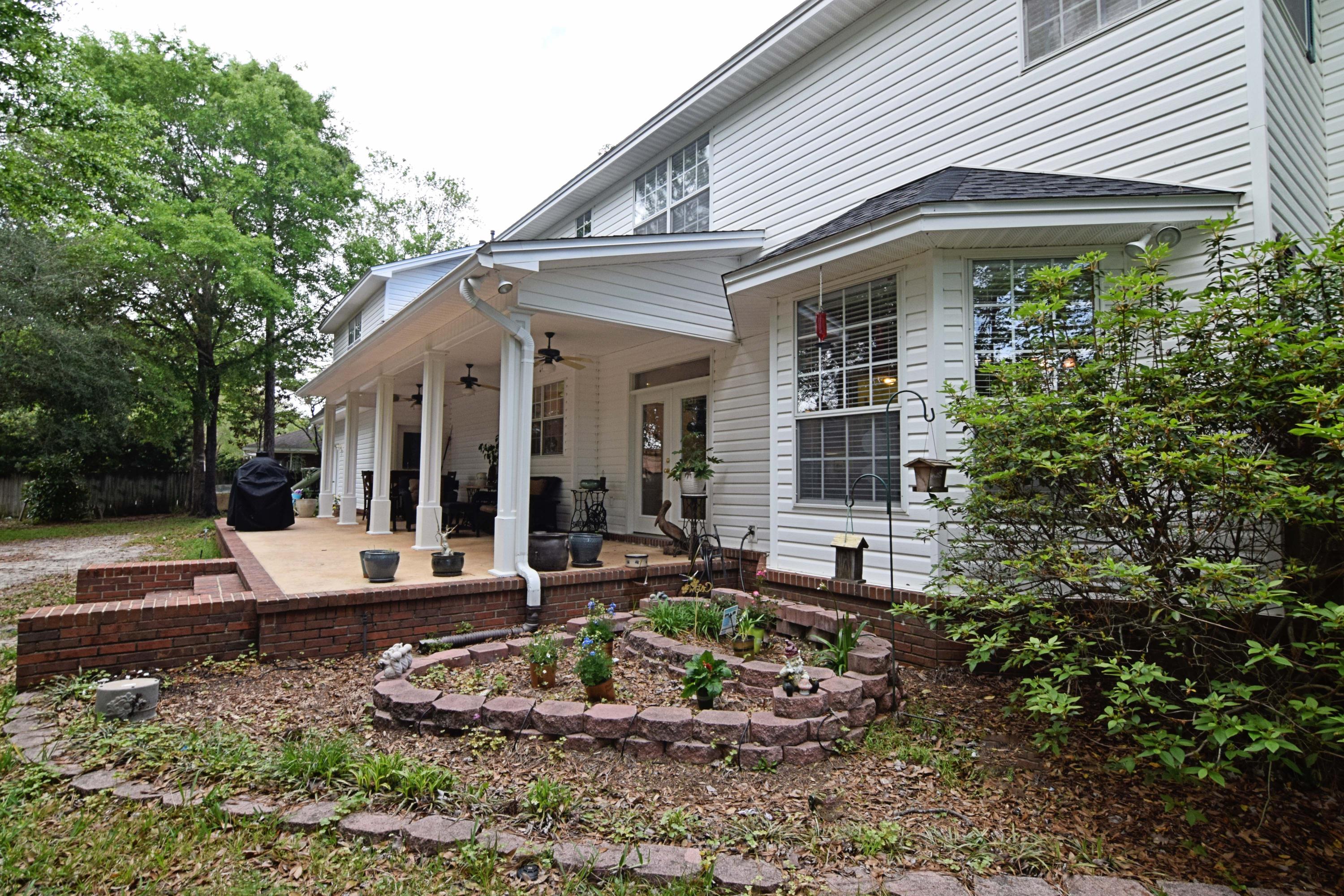 ROCKY BAYOU ESTATES 12A - Residential