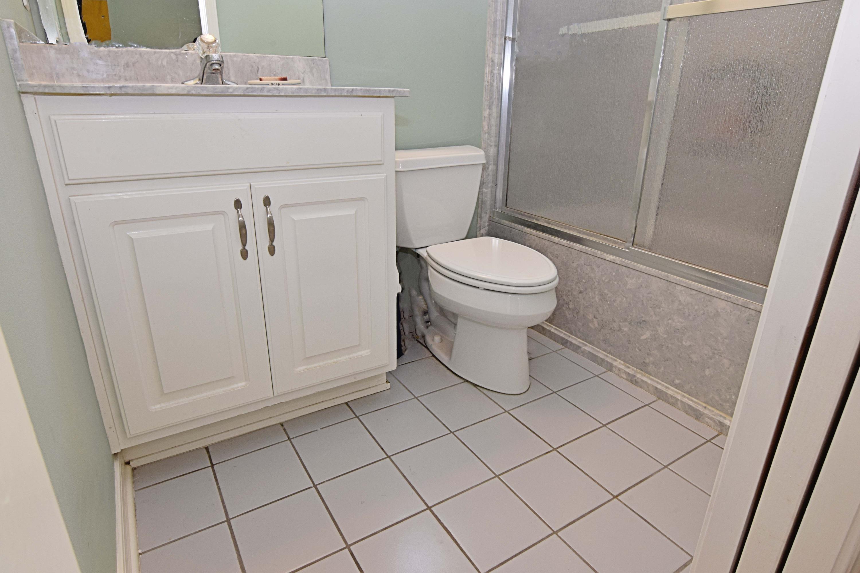 ROCKY BAYOU ESTATES 12A - Residential