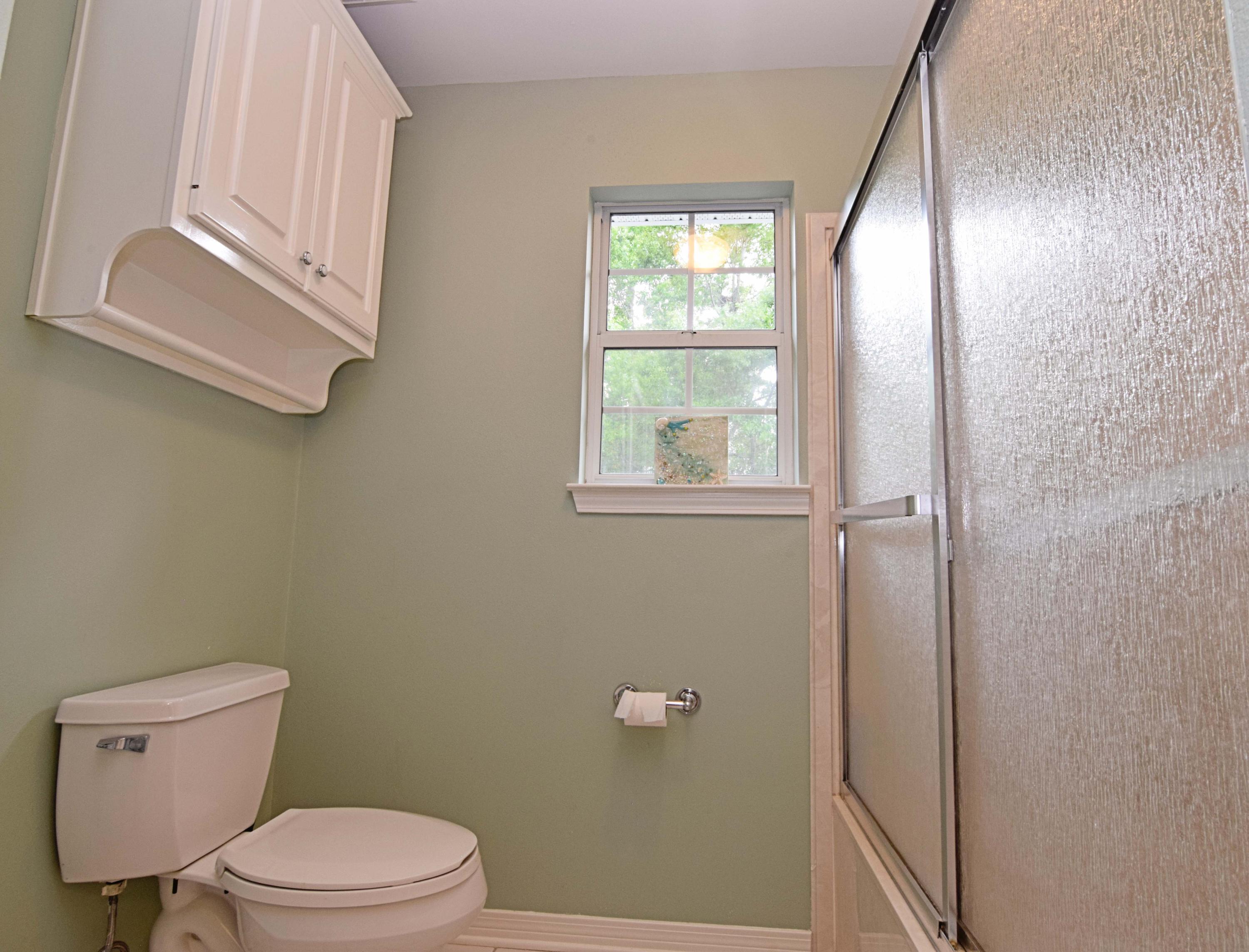 ROCKY BAYOU ESTATES 12A - Residential