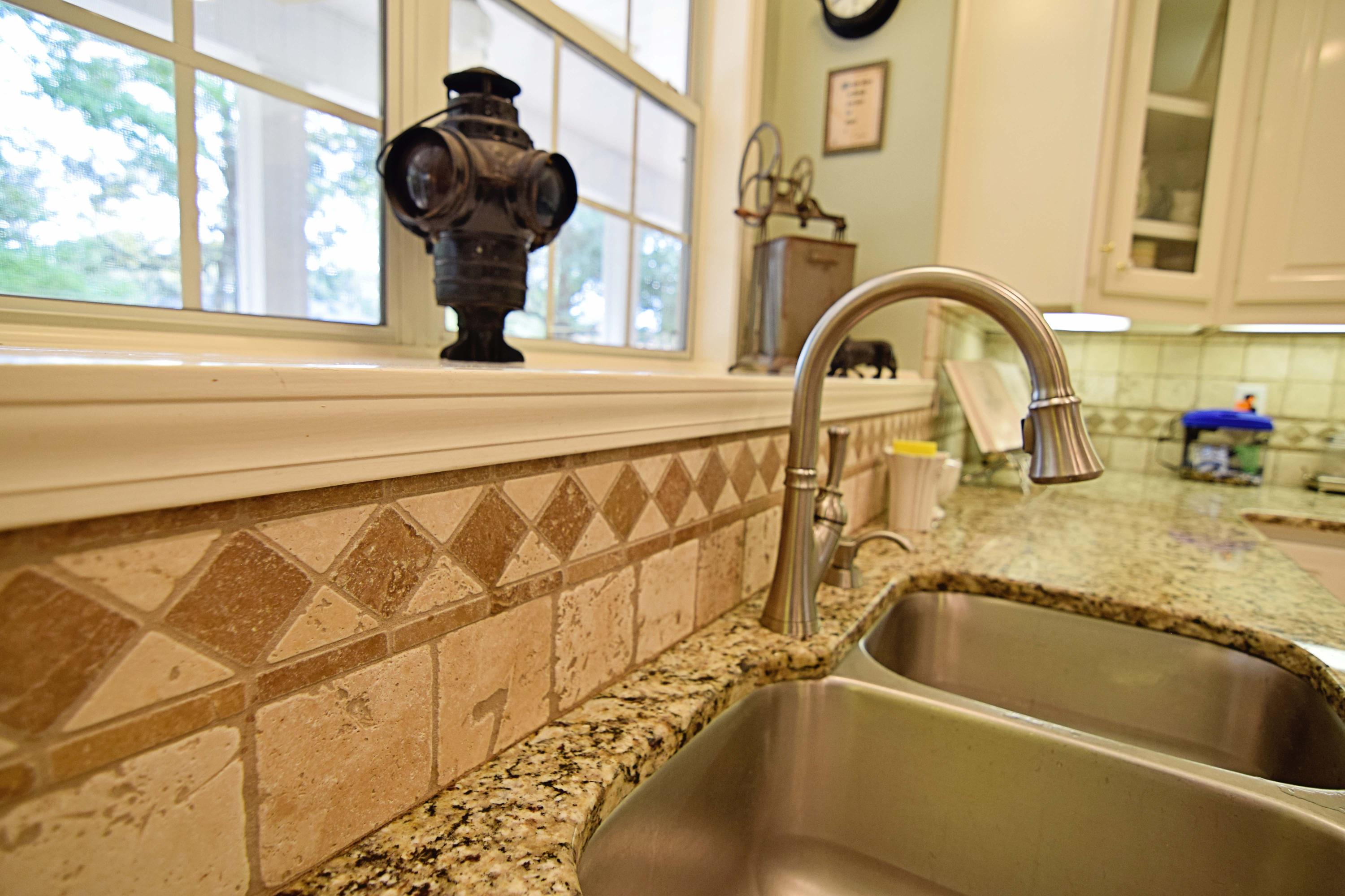 ROCKY BAYOU ESTATES 12A - Residential