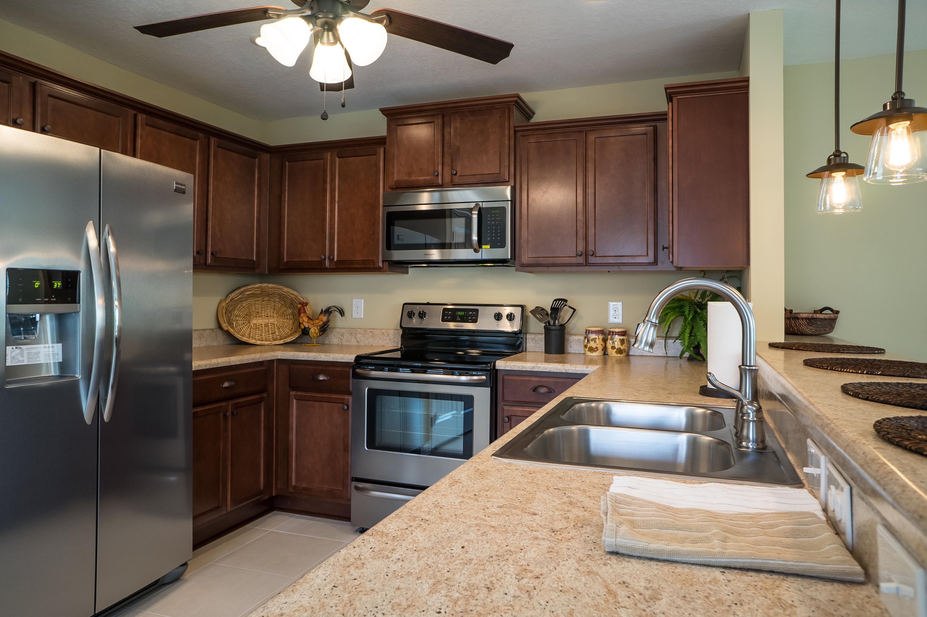 STILLWELL ESTATES - Residential