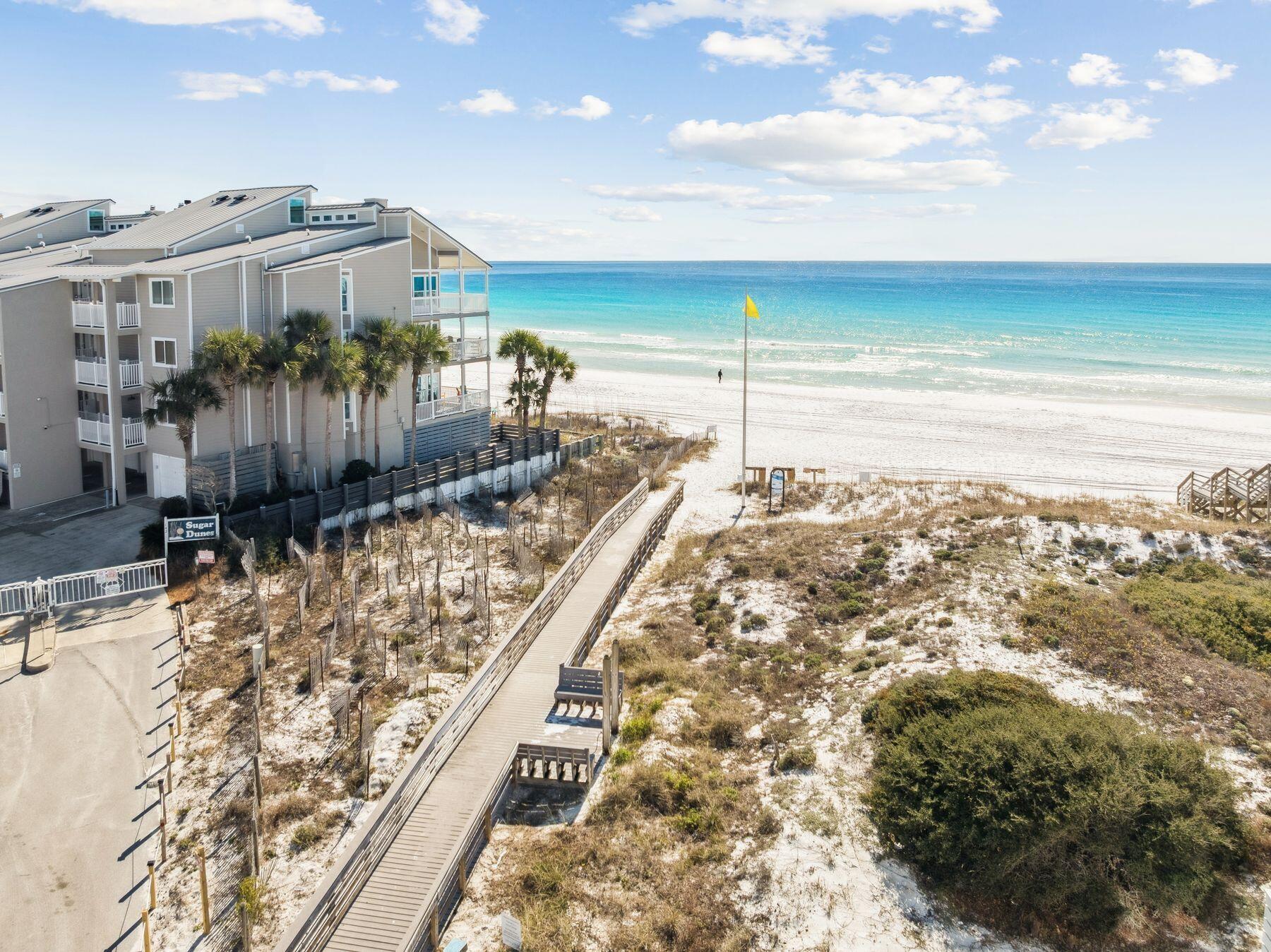 EASTERN LAKE ESTATES - Land