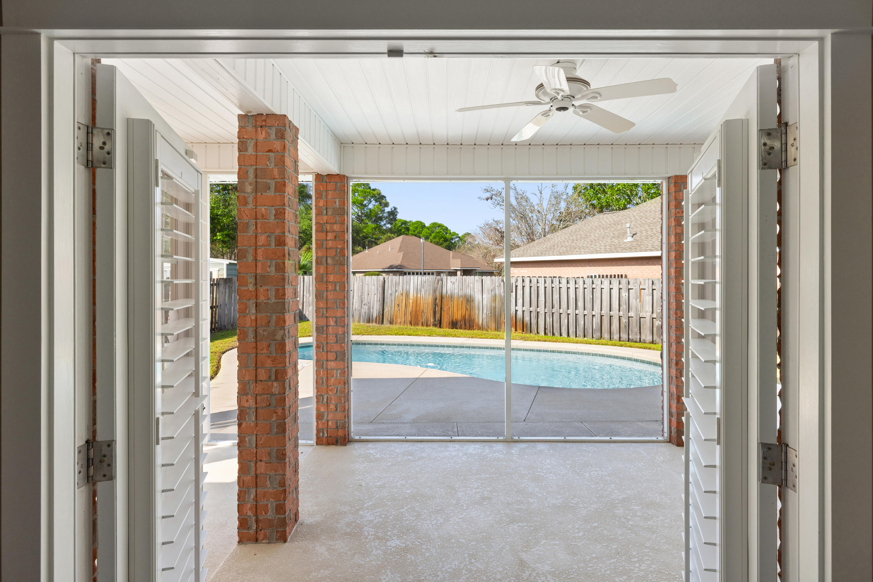 HIDDEN PINES S/D - Residential