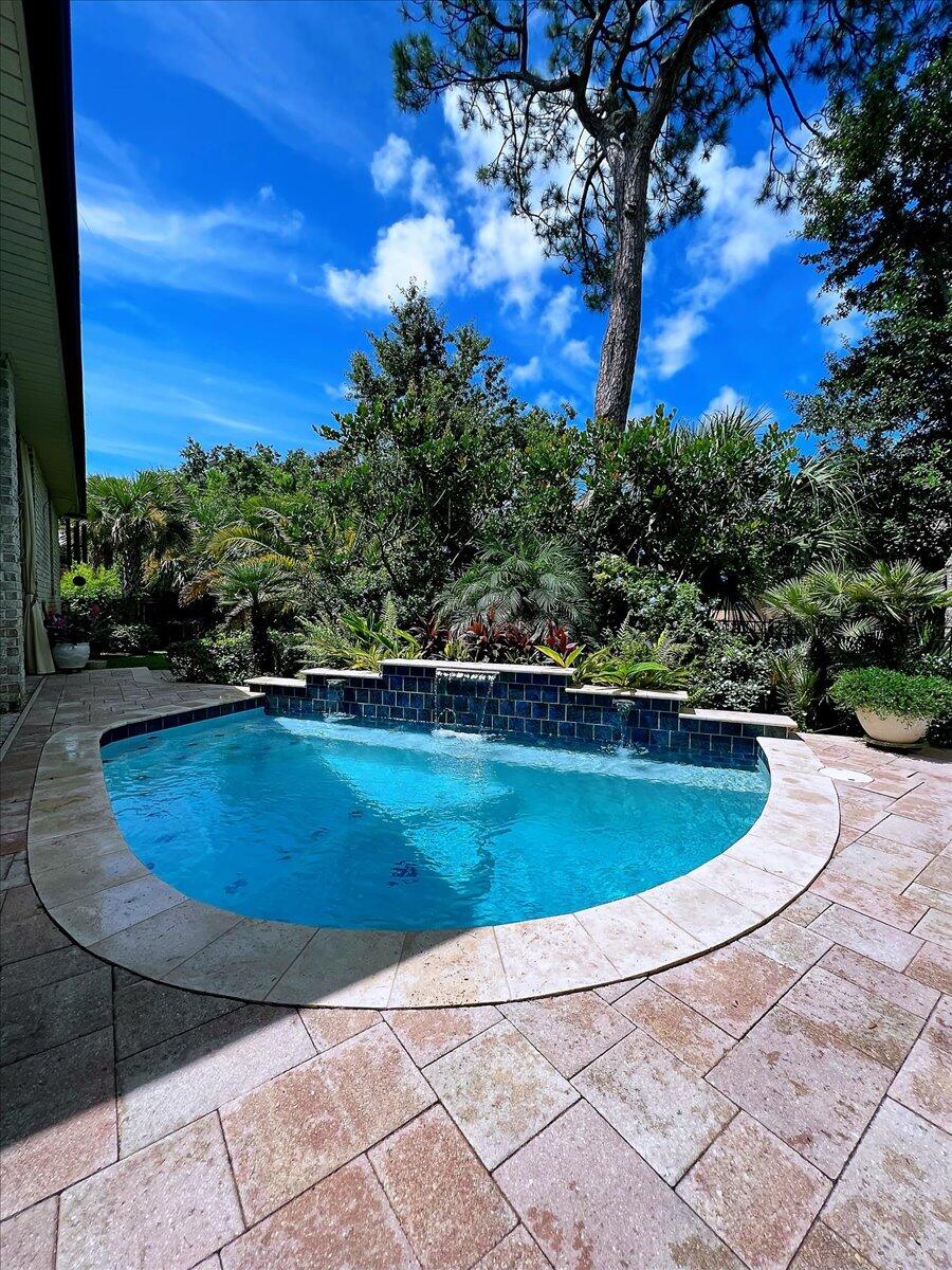 MAGNOLIA HARBOR - Residential