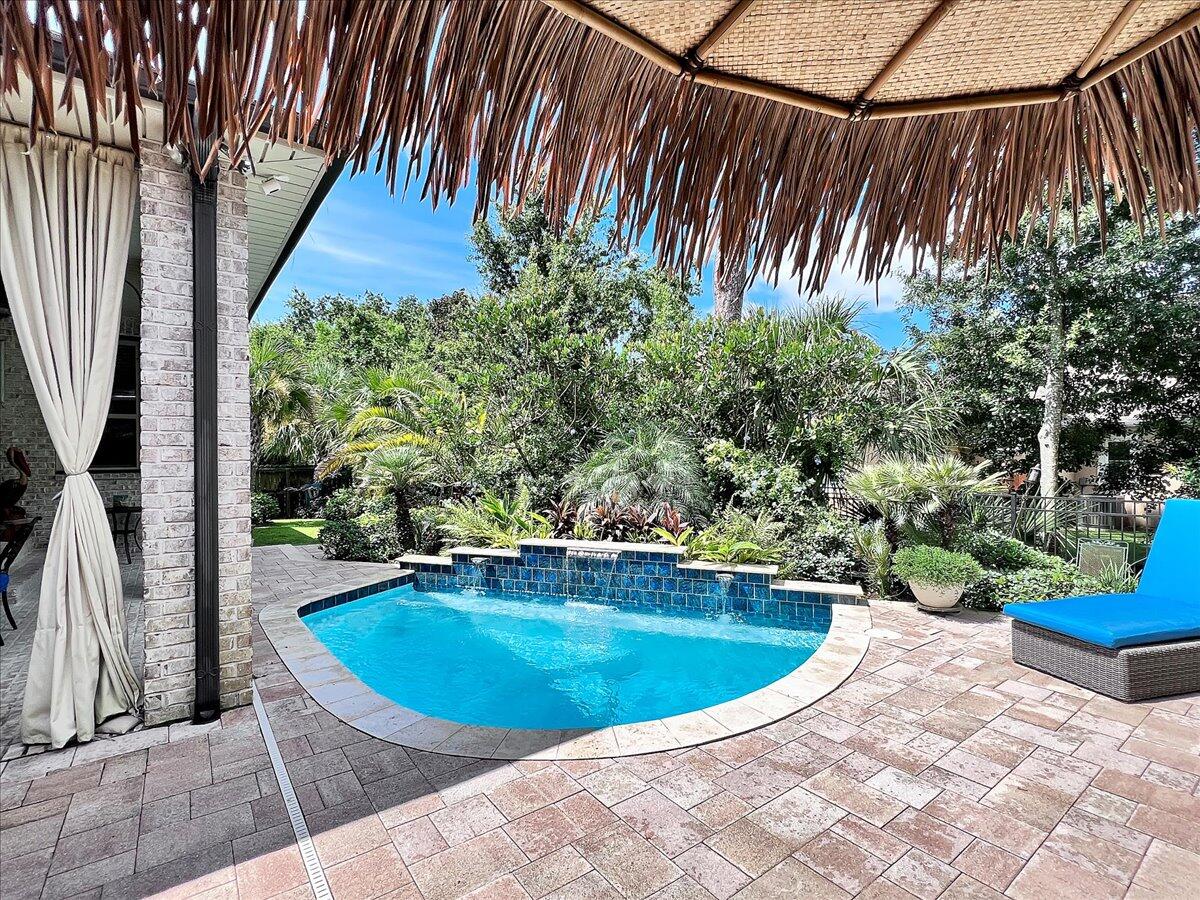 MAGNOLIA HARBOR - Residential