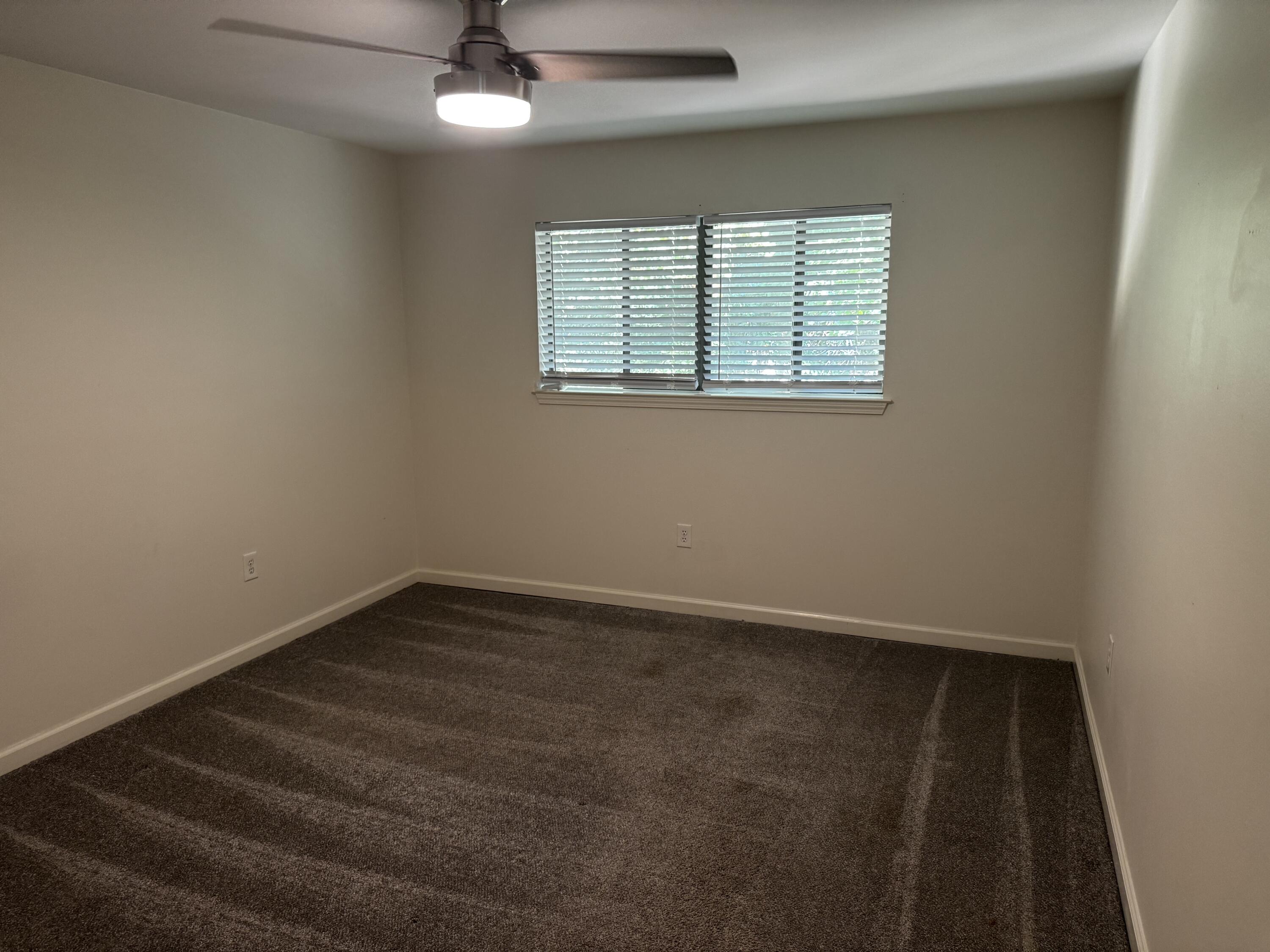 FOREST VIEW T/H - Residential Lease