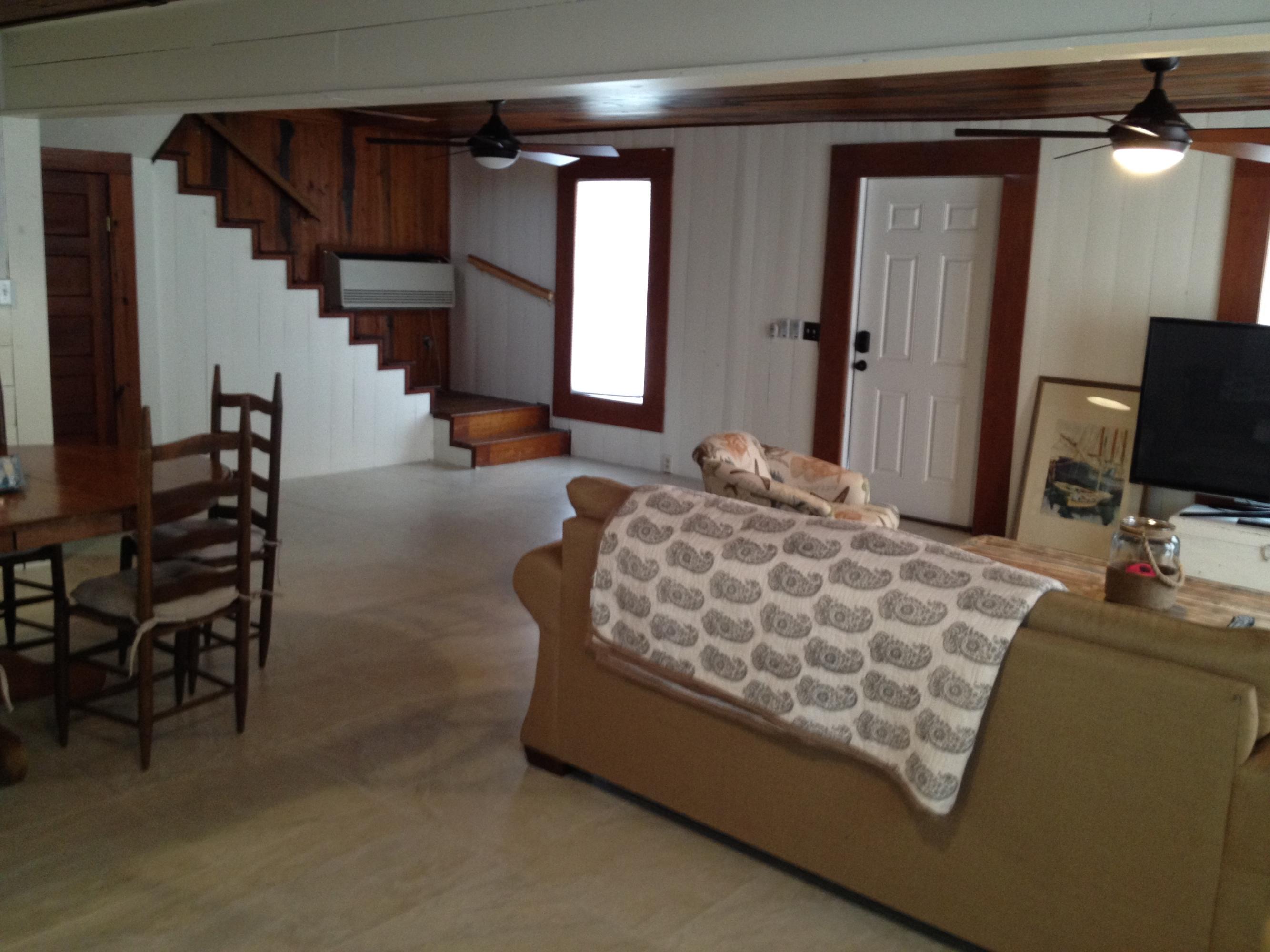 LAGUNA BEACH - Residential