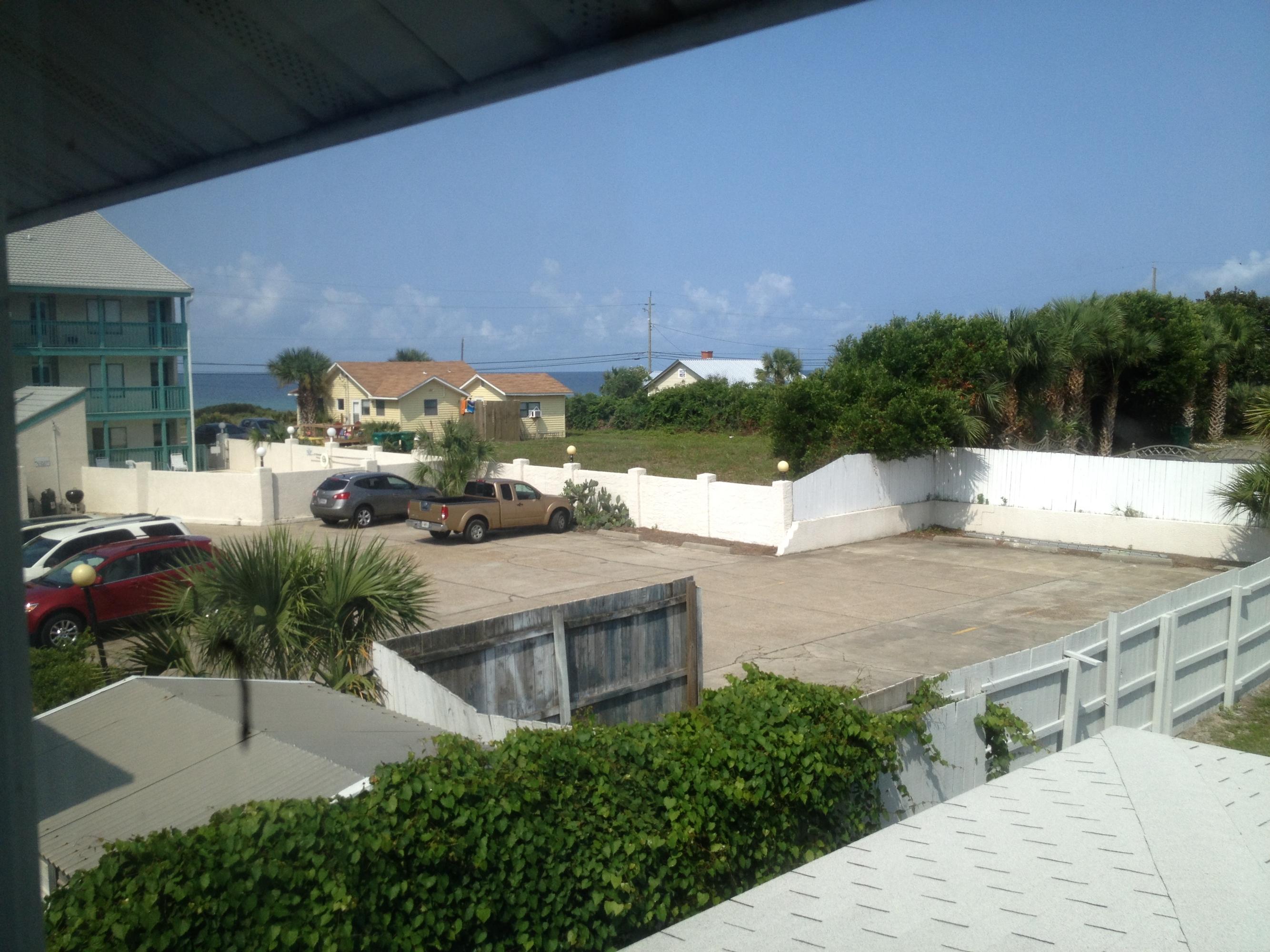 LAGUNA BEACH - Residential