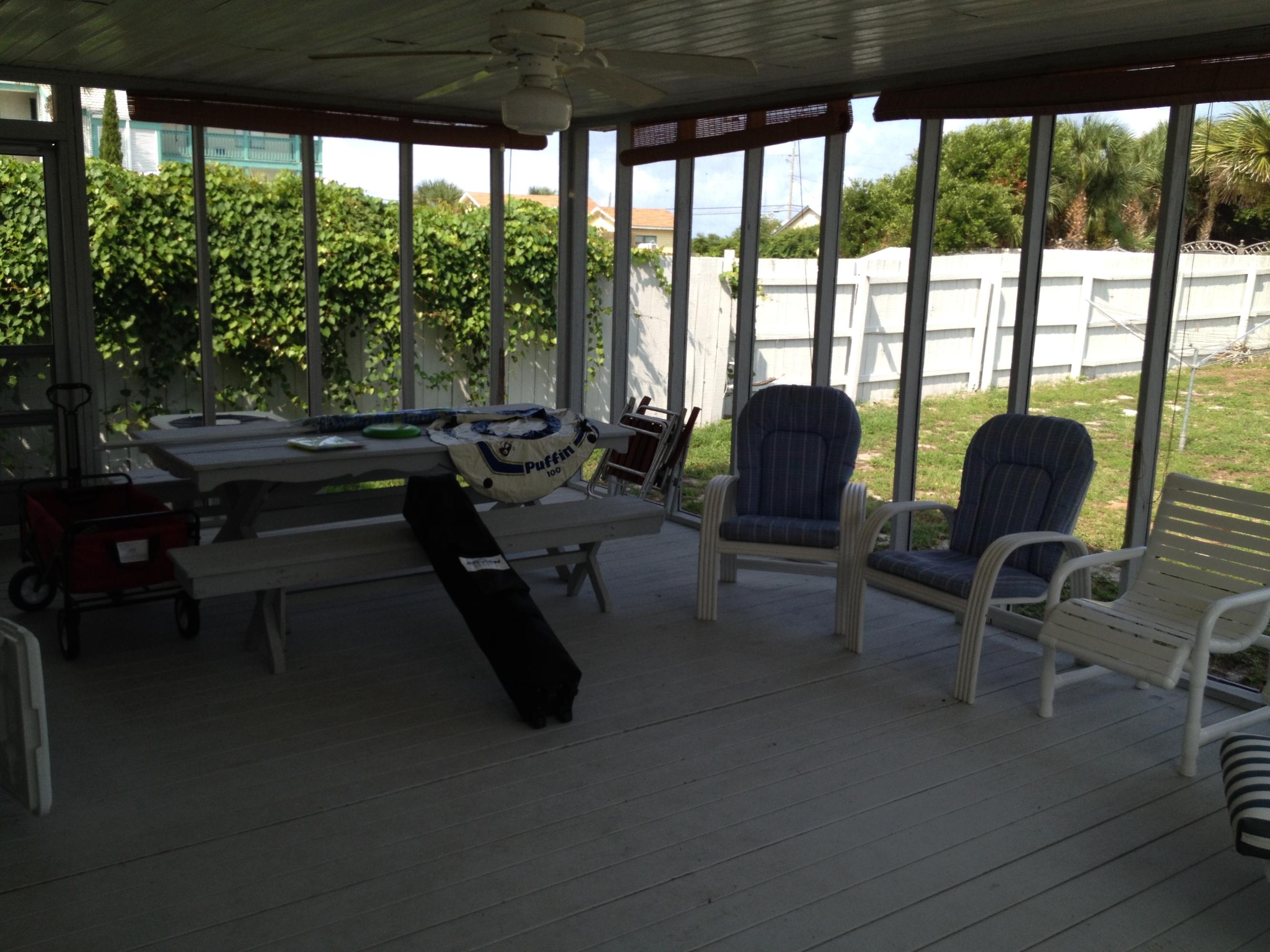 LAGUNA BEACH - Residential