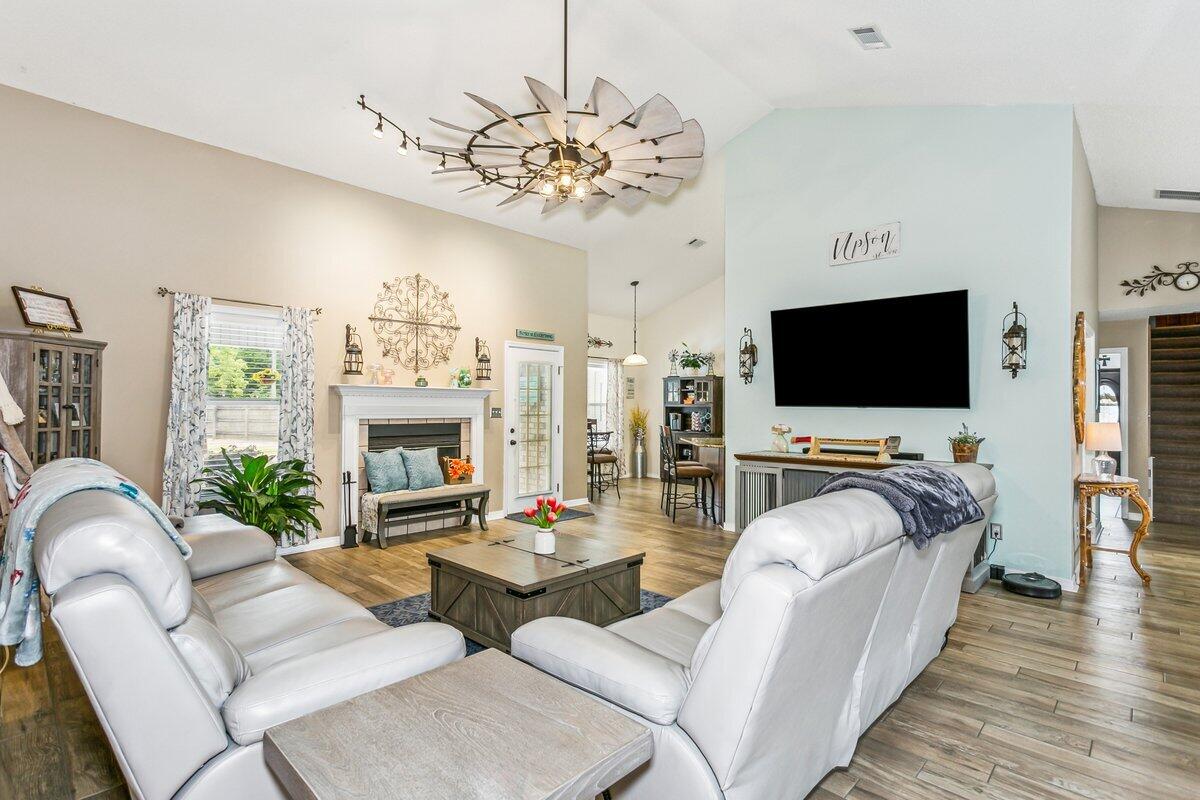 BRECKENRIDGE - Residential