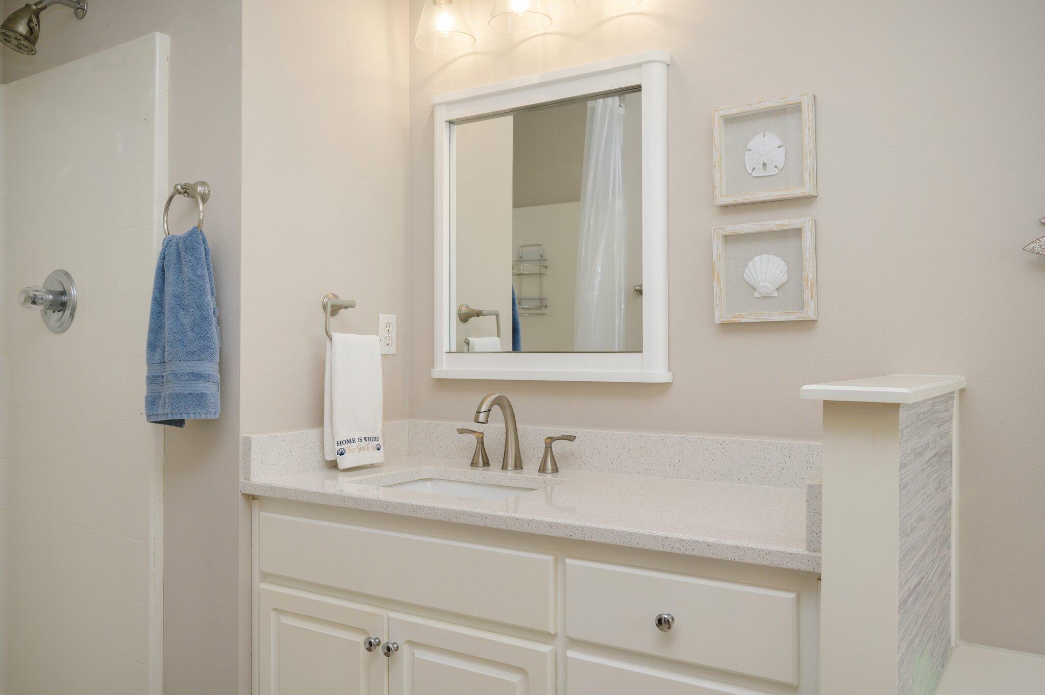 CREETWOOD VILLAGE - Residential