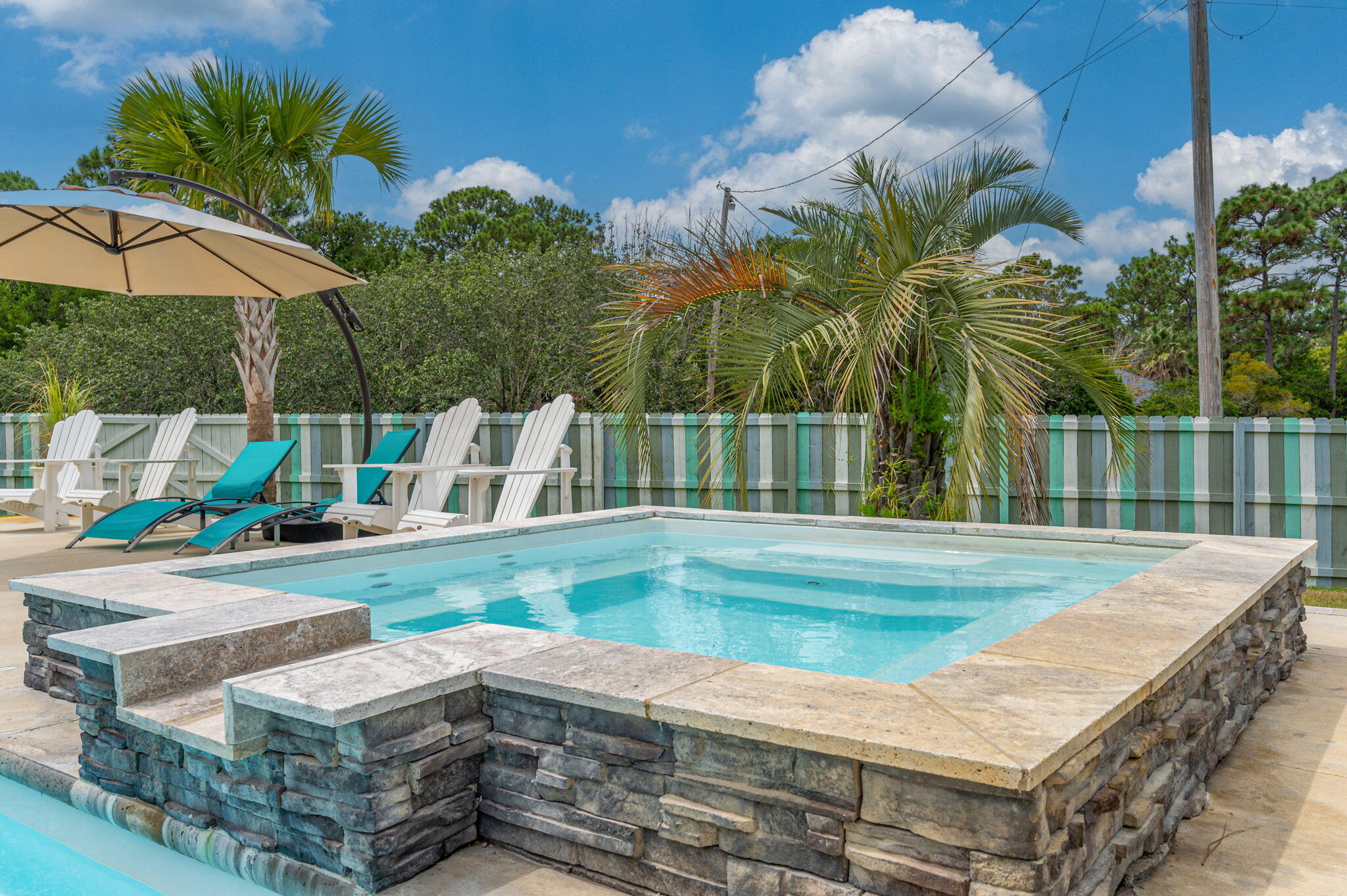 CREETWOOD VILLAGE - Residential