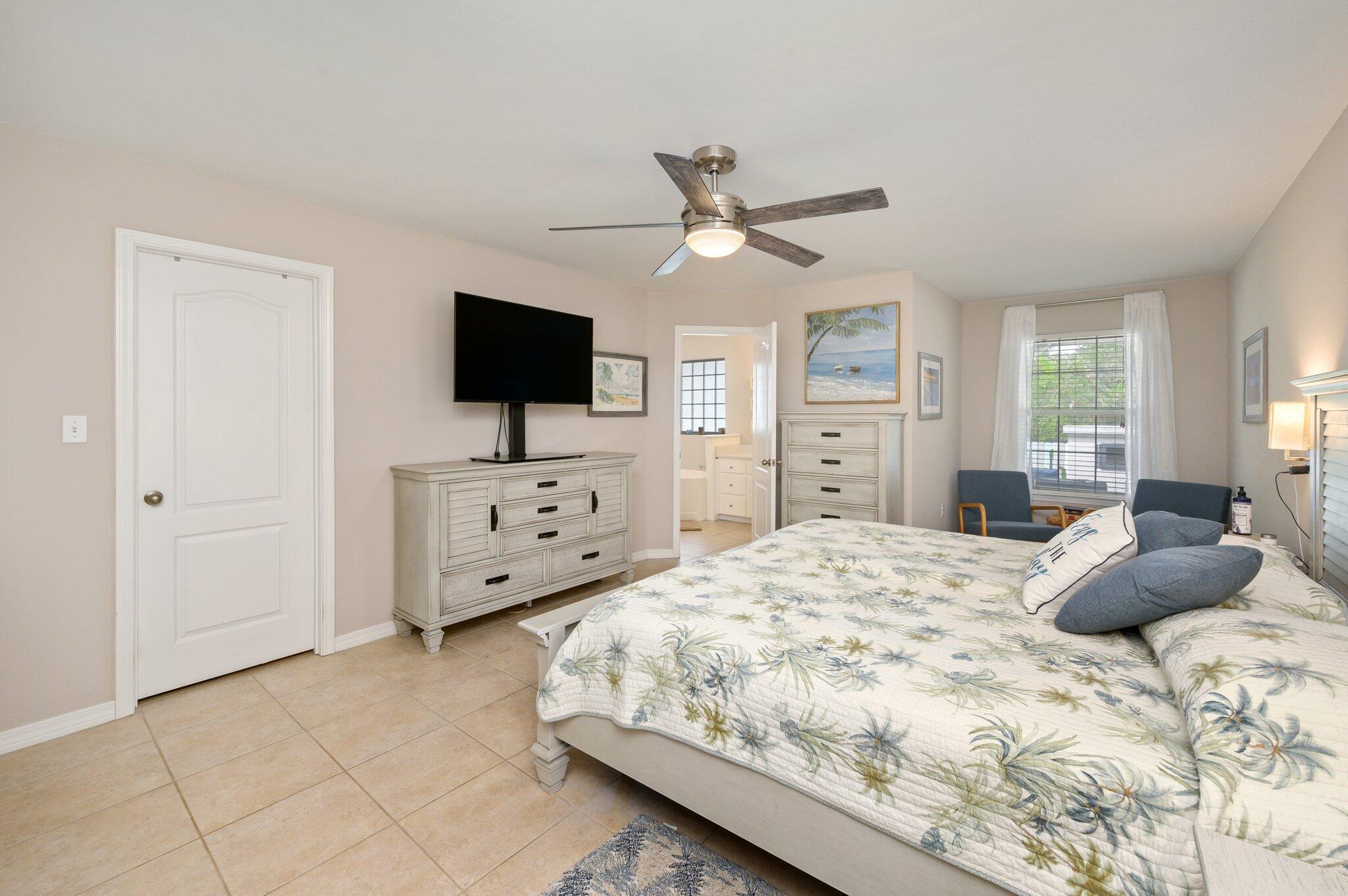 CREETWOOD VILLAGE - Residential