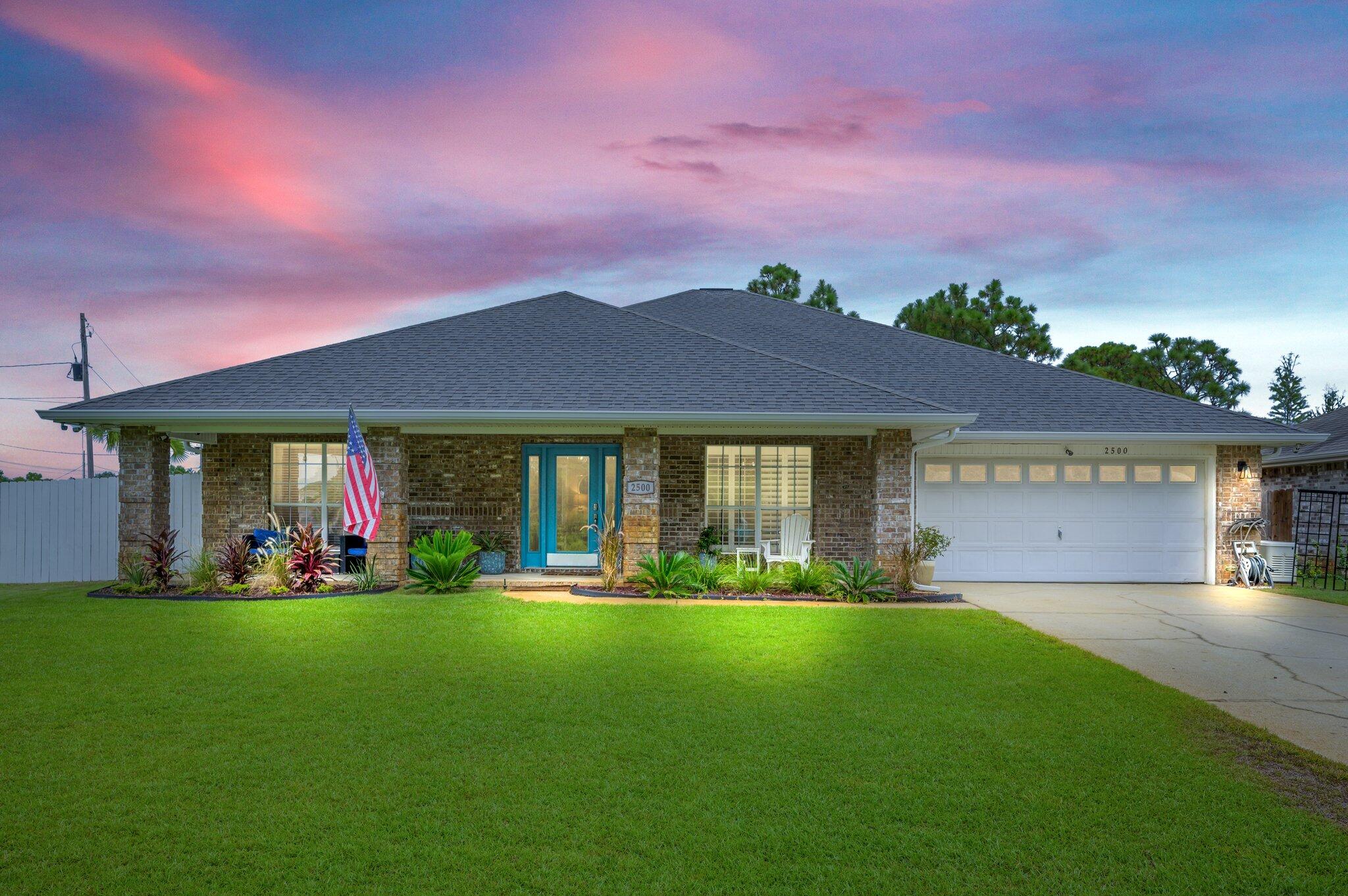 CREETWOOD VILLAGE - Residential