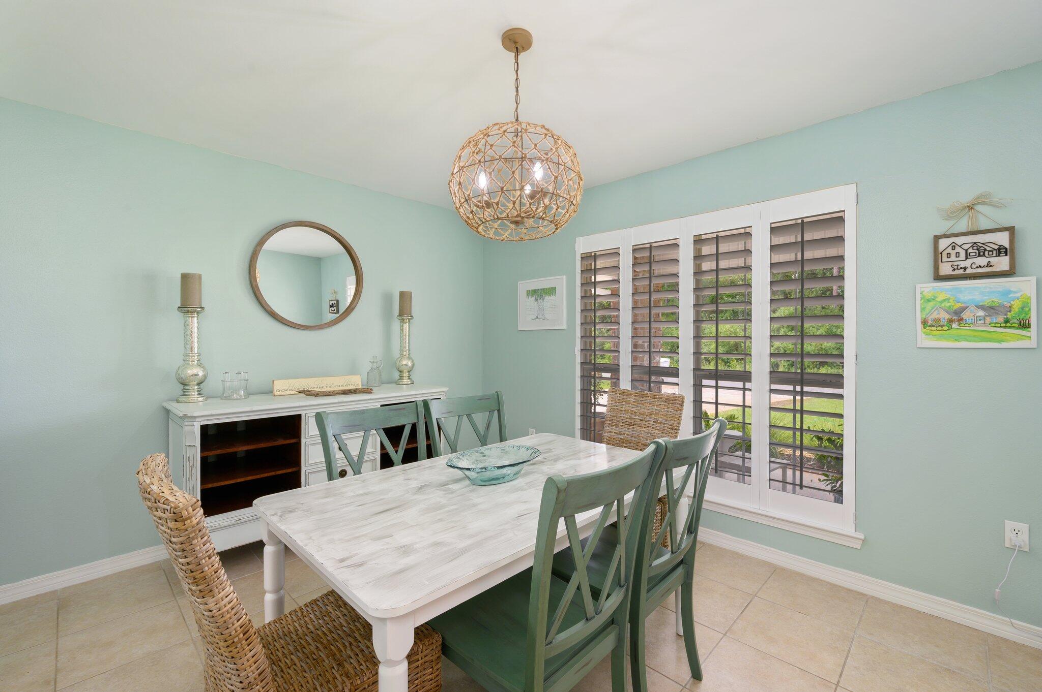 CREETWOOD VILLAGE - Residential