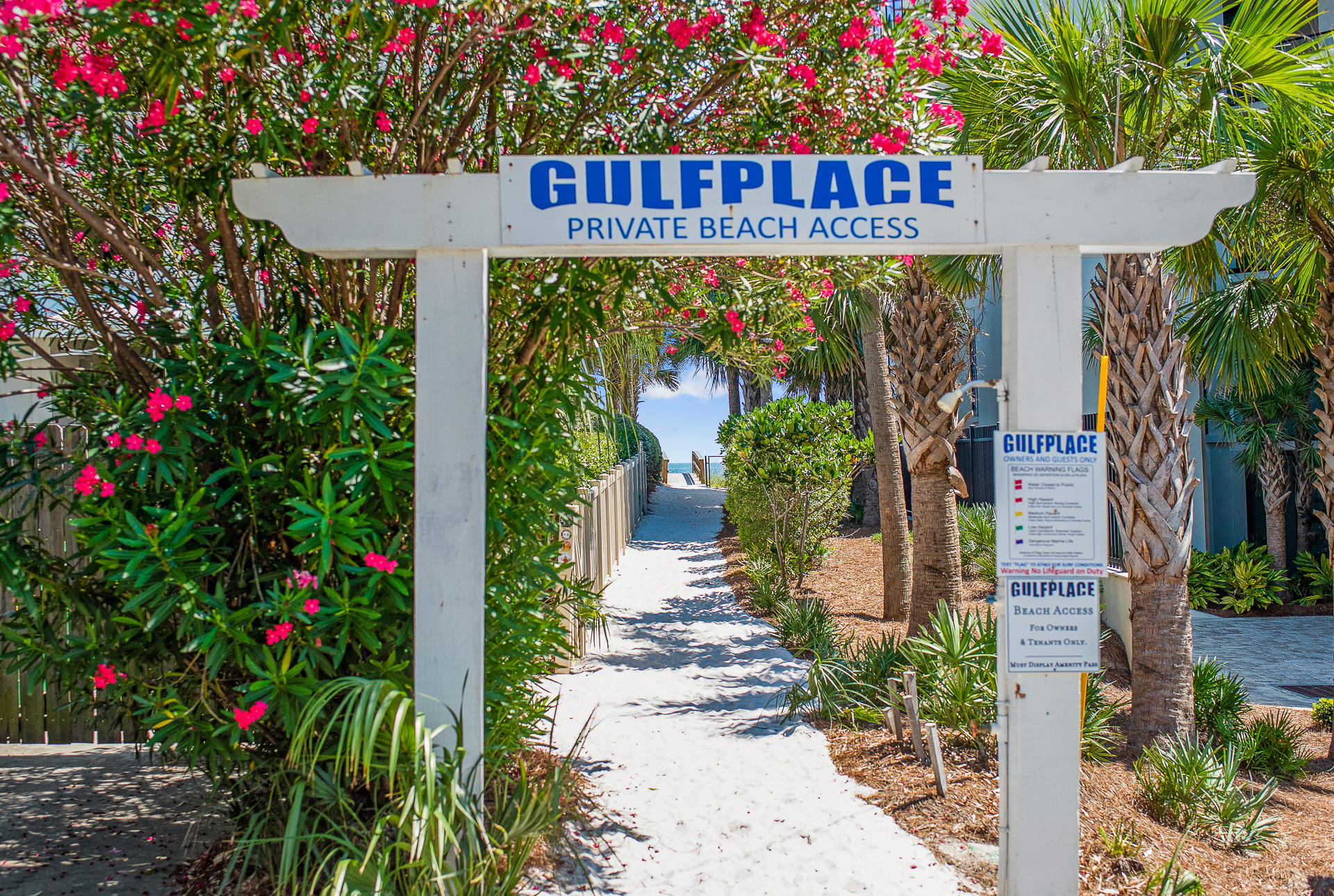 INN AT GULF PLACE - Residential