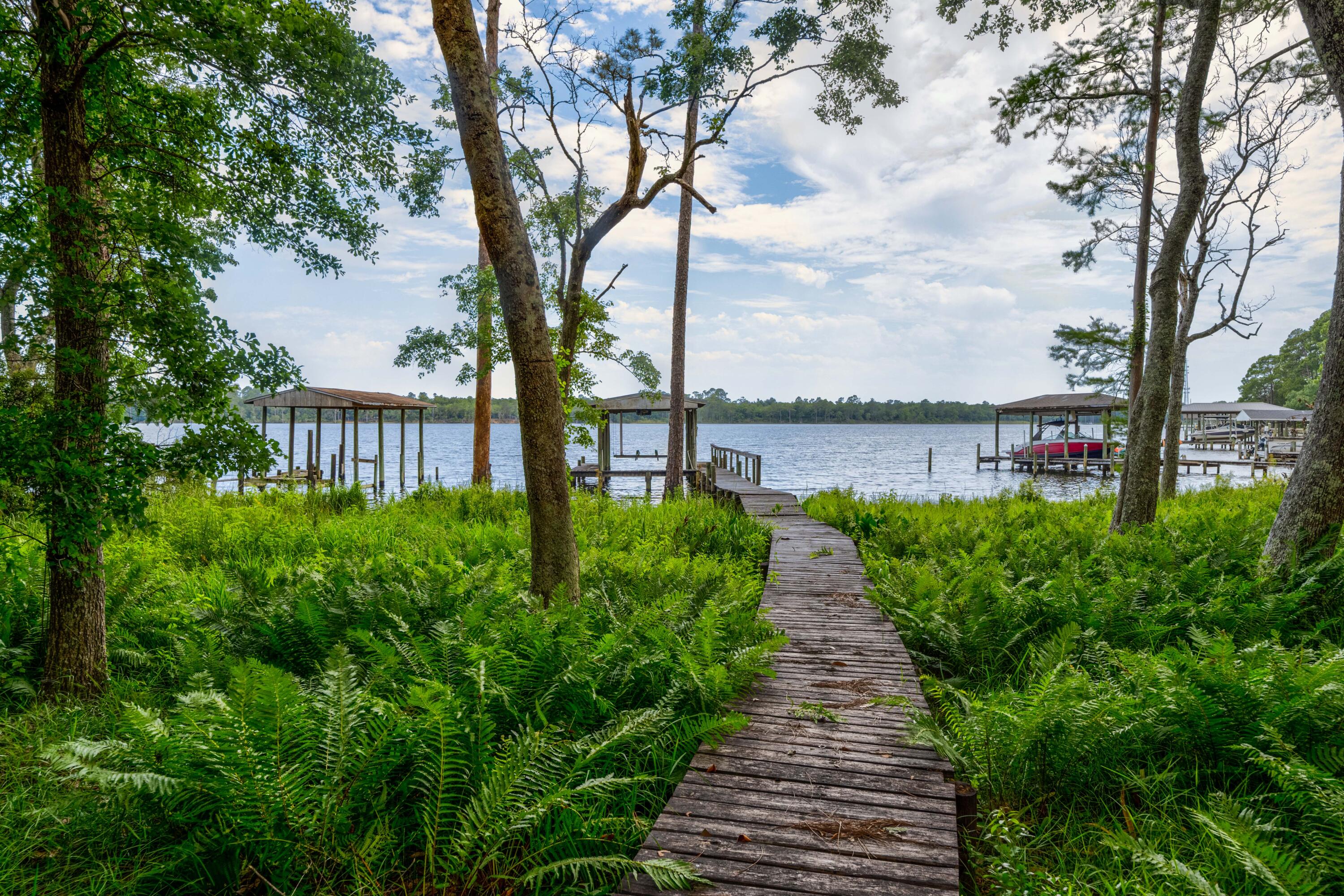 ROCKY BAYOU EST #1 - Residential