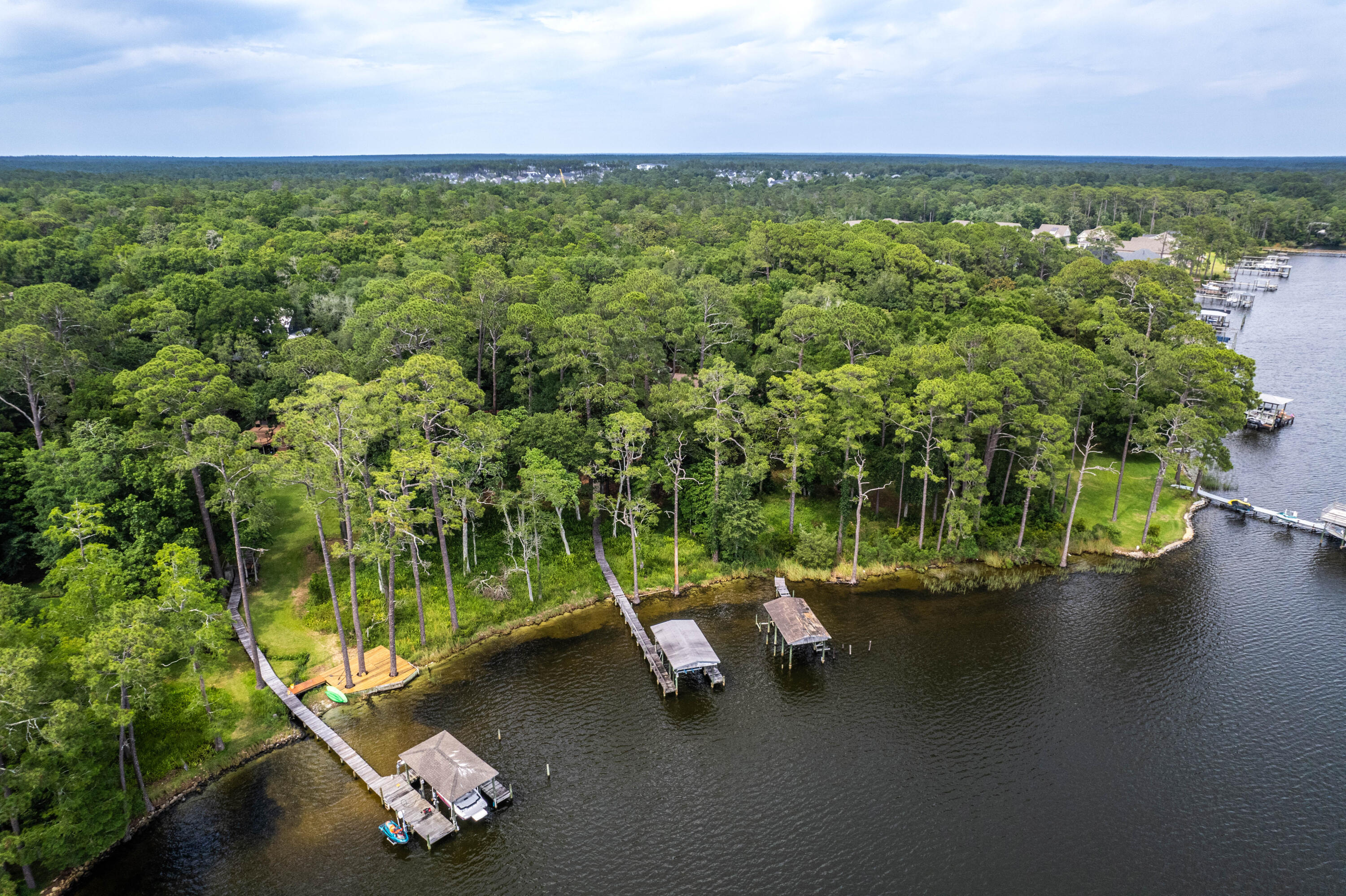 ROCKY BAYOU EST #1 - Residential