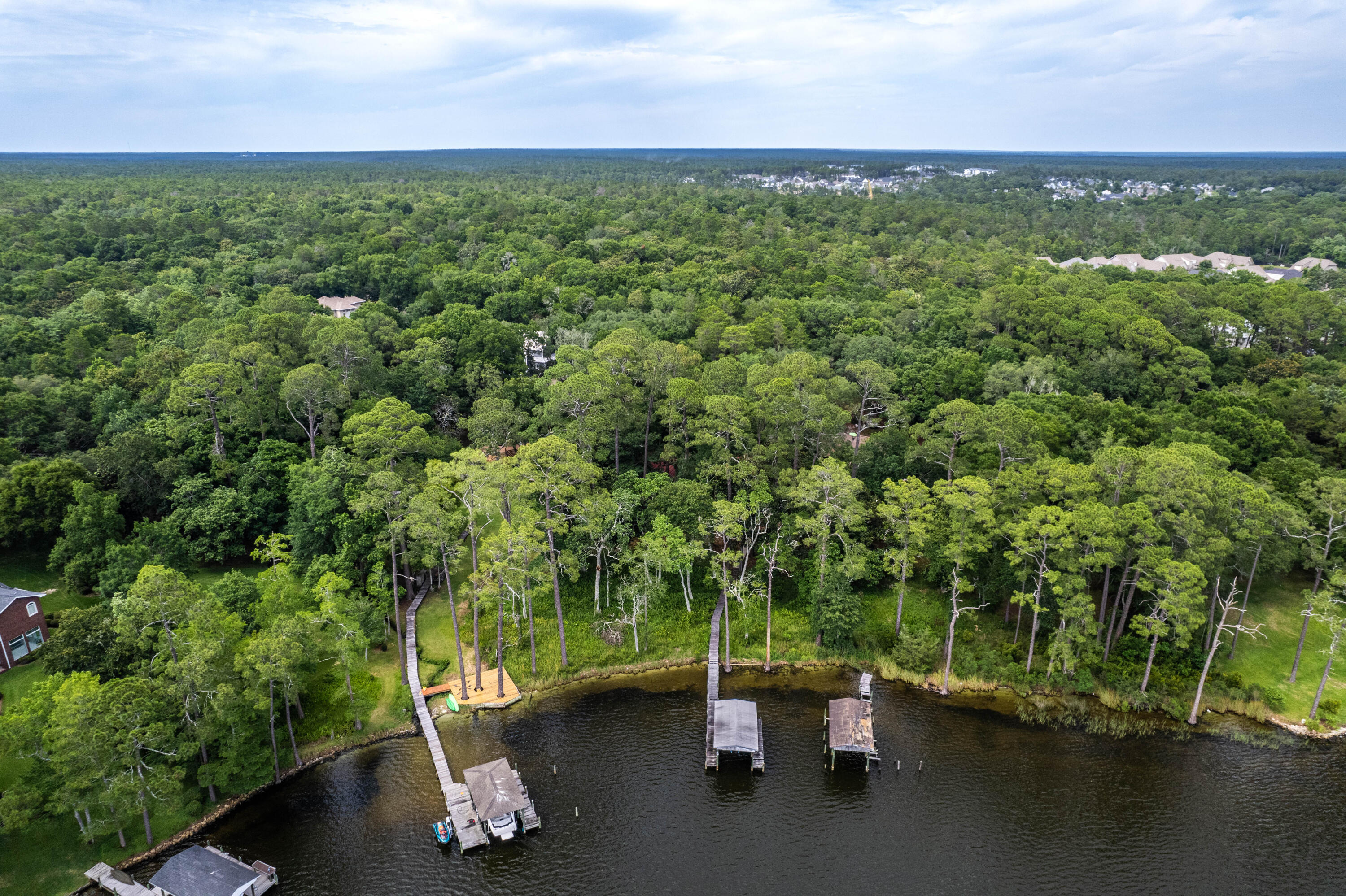 ROCKY BAYOU EST #1 - Residential