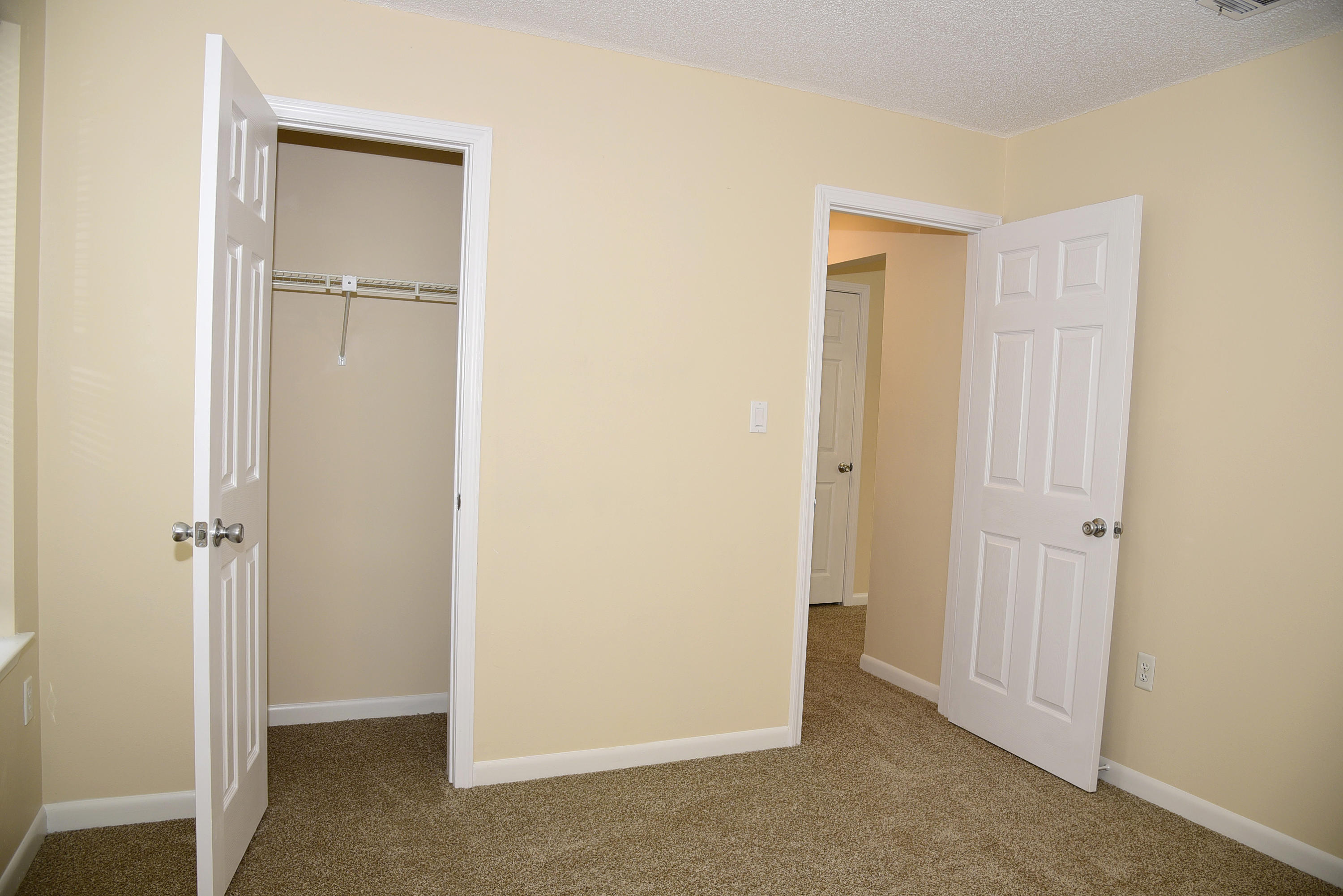 HELMS & ALLEN - Residential Lease