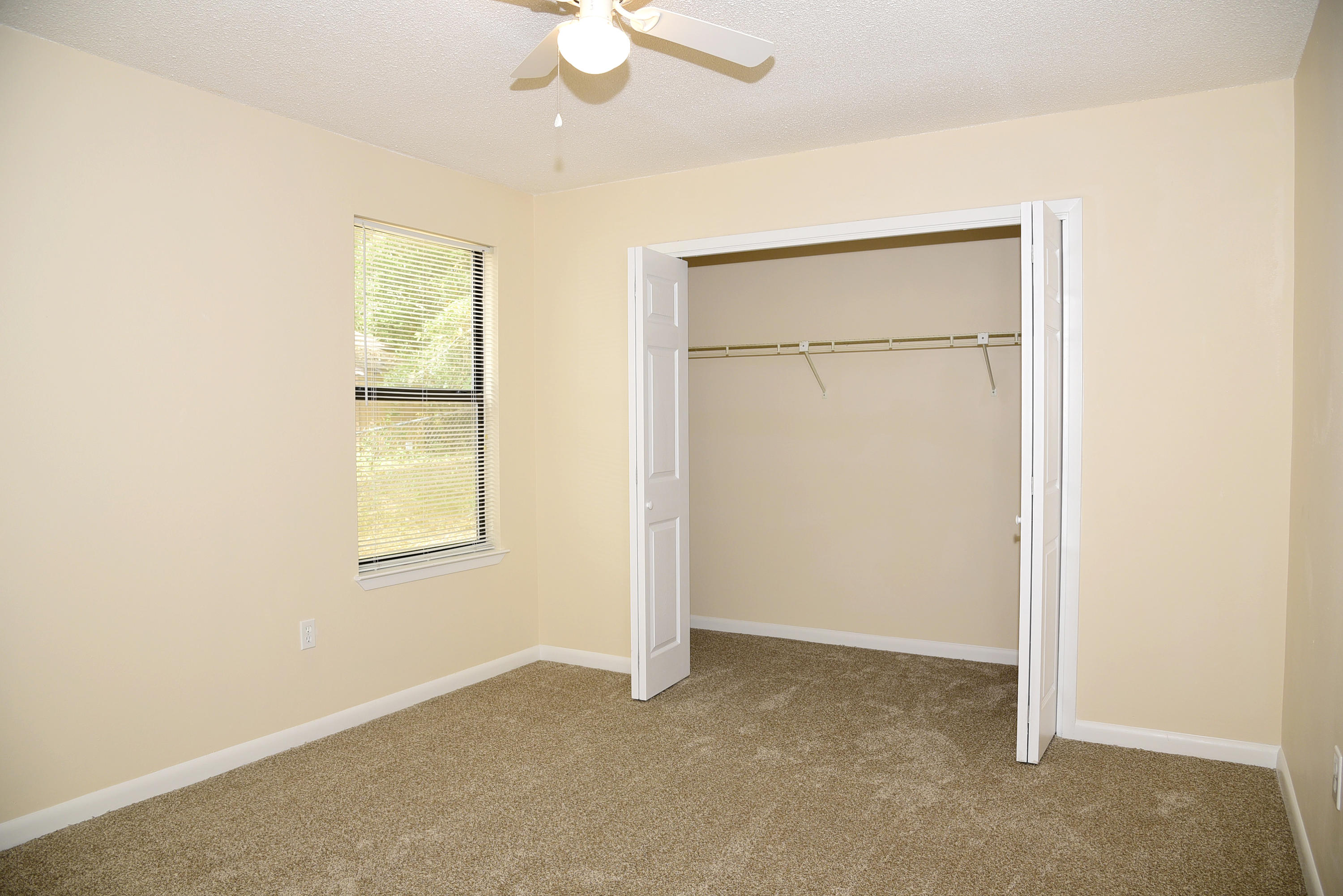 HELMS & ALLEN - Residential Lease