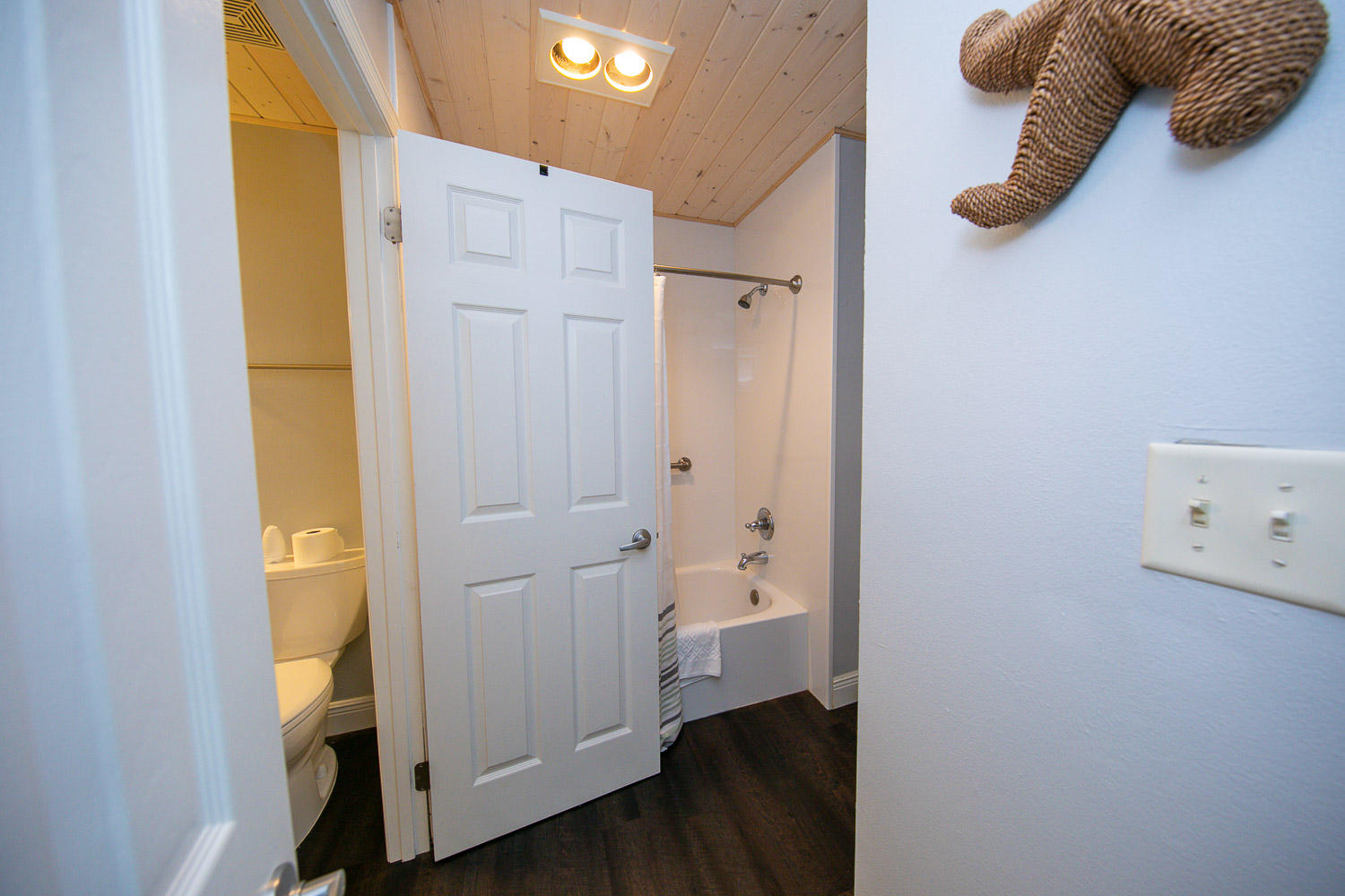 CRYSTAL VILLAS CONDO - Residential