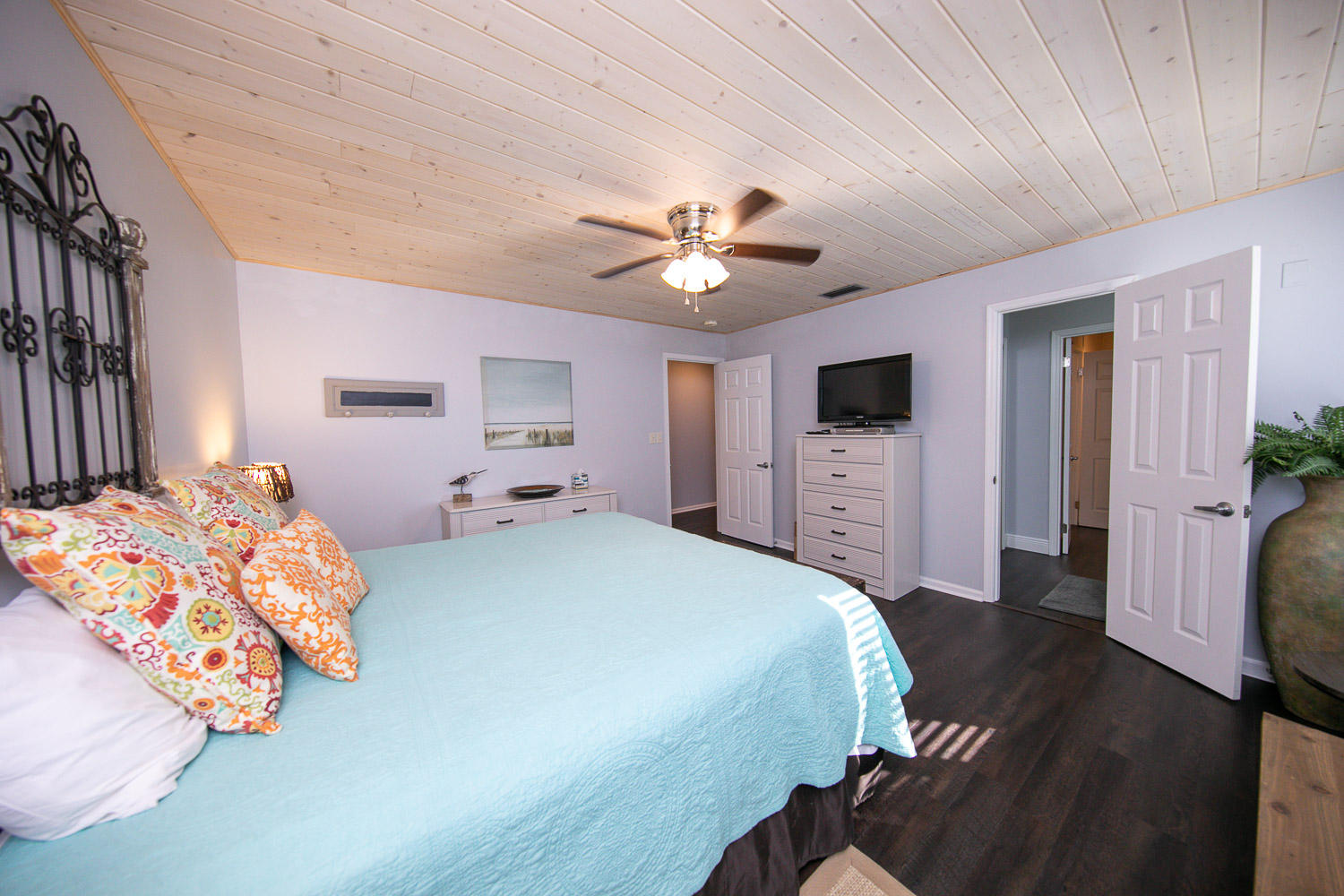 CRYSTAL VILLAS CONDO - Residential