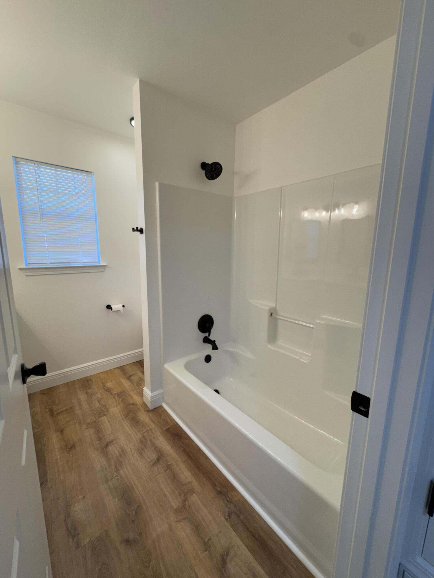 COUNTRYVIEW ESTATES 4TH ADDN PH 3 - Residential