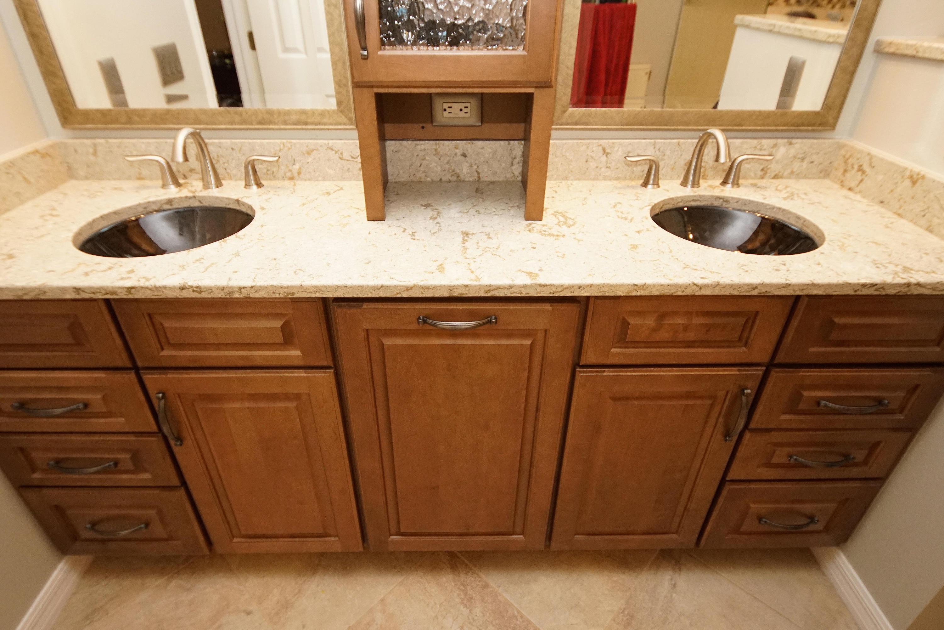 BISCAYNE POINTE - Residential