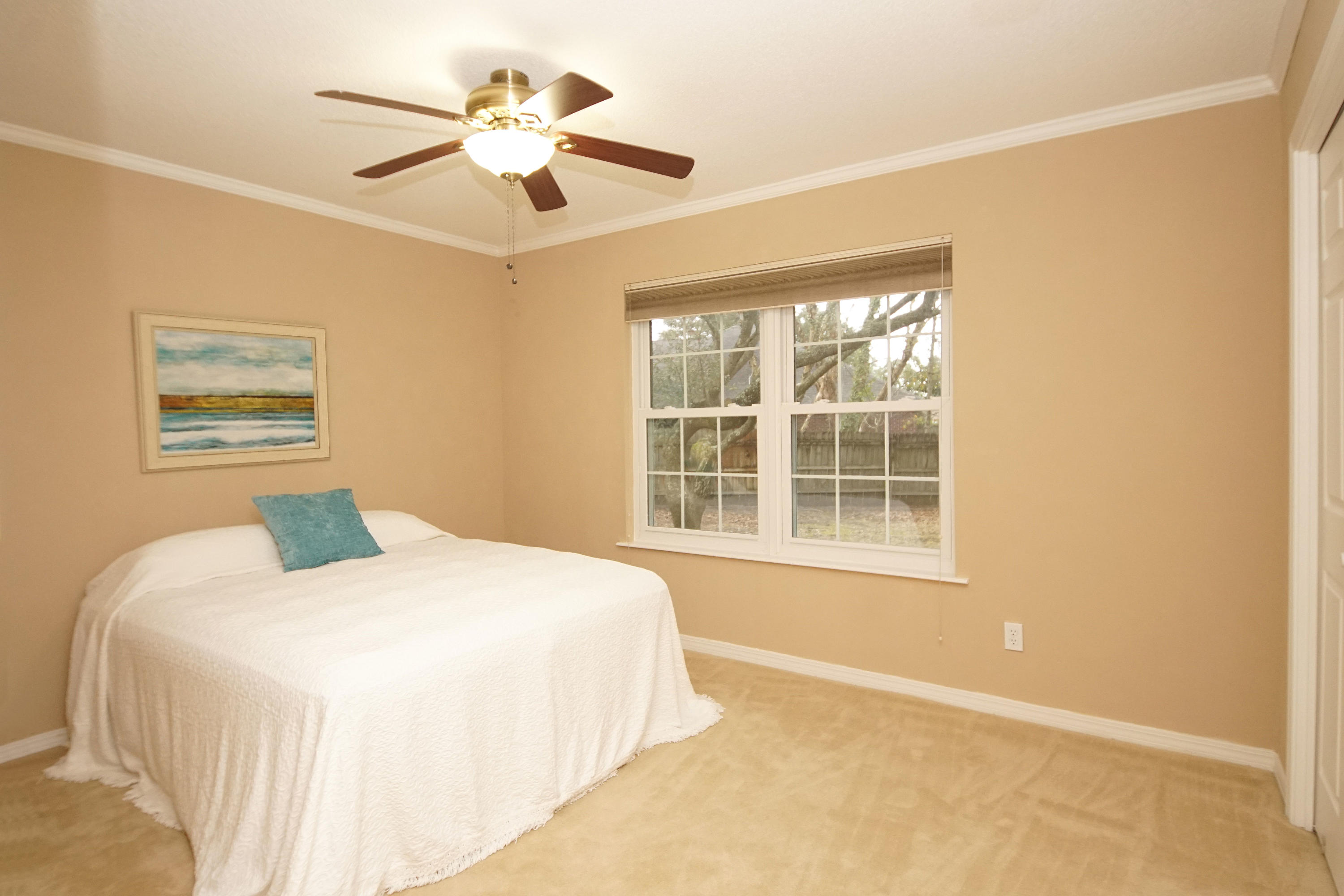 BISCAYNE POINTE - Residential