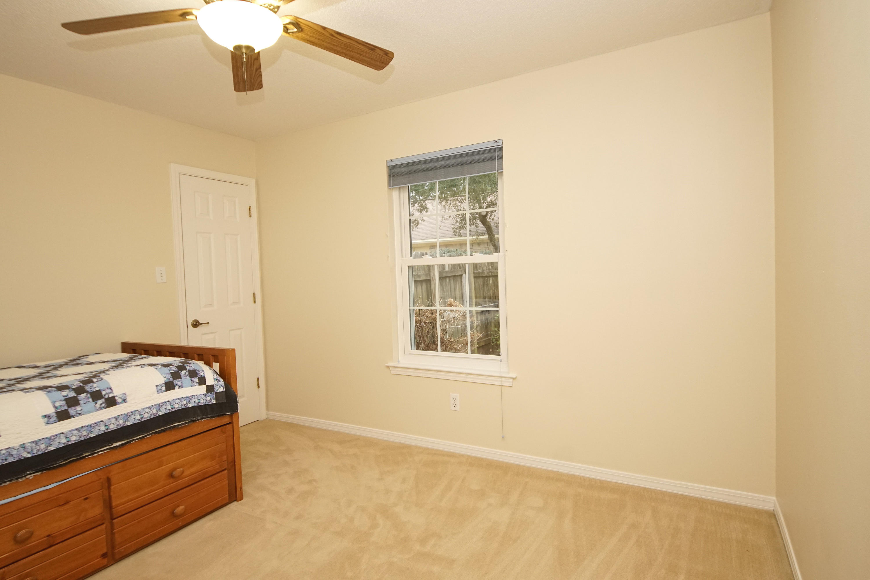 BISCAYNE POINTE - Residential