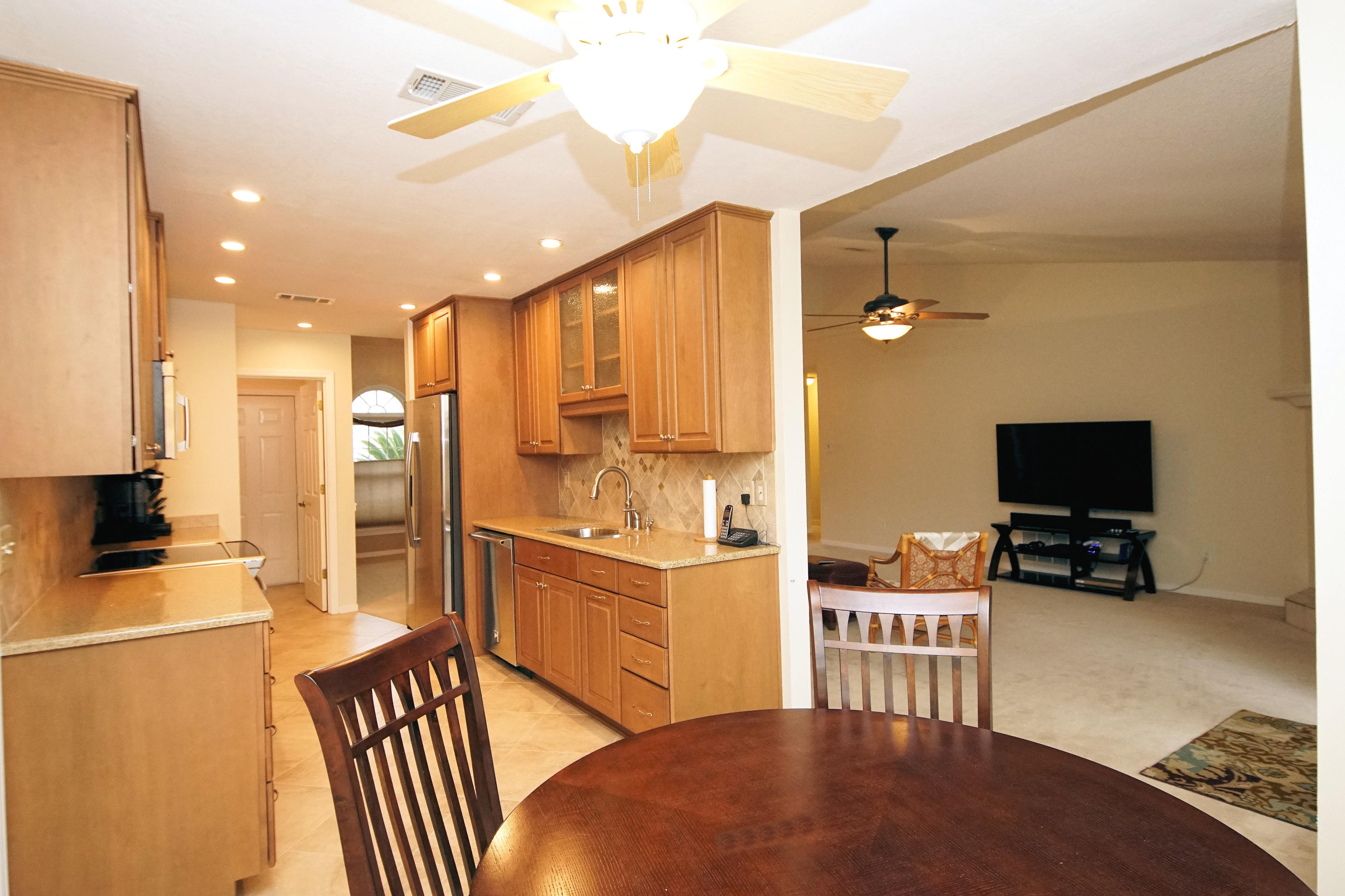 BISCAYNE POINTE - Residential