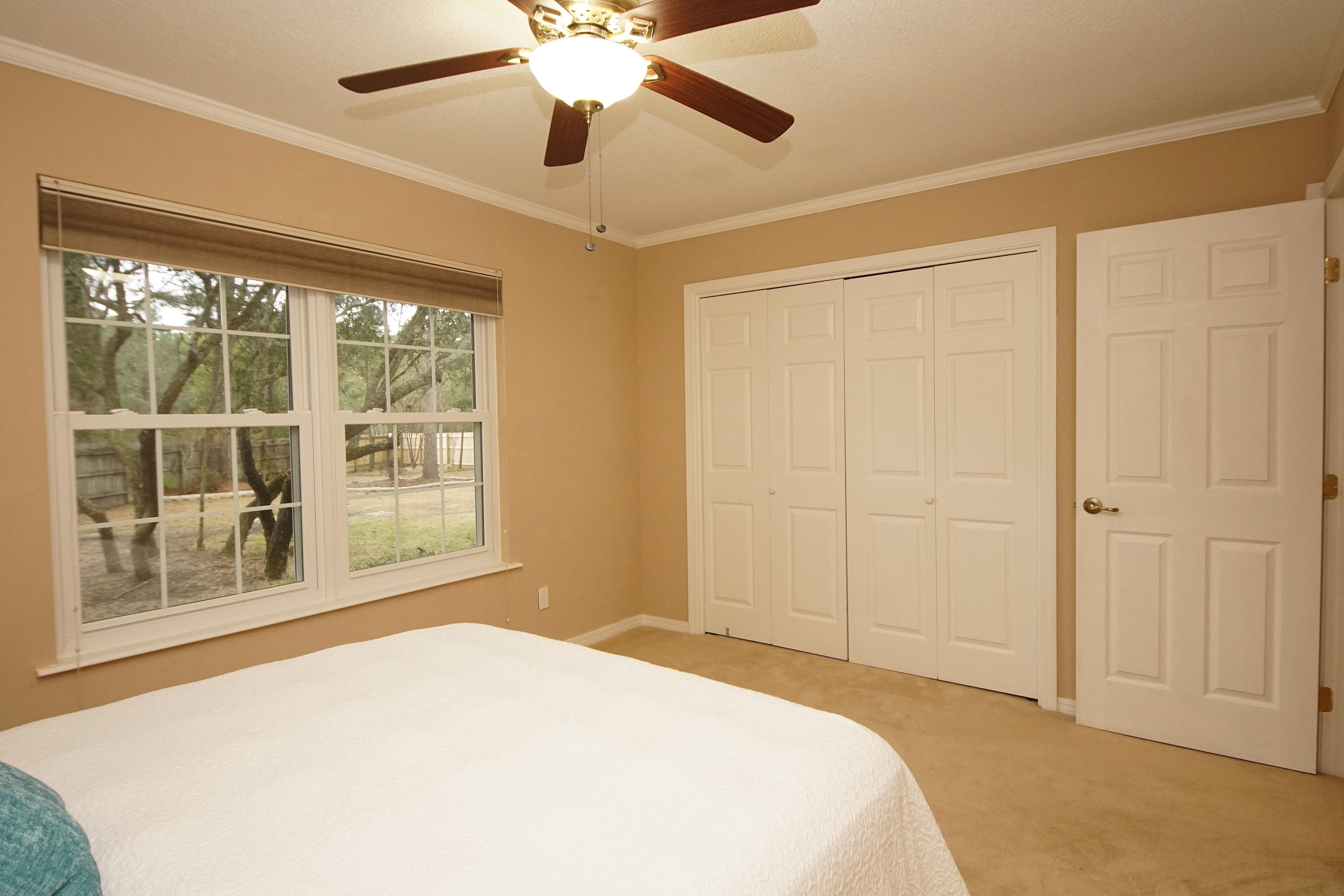 BISCAYNE POINTE - Residential