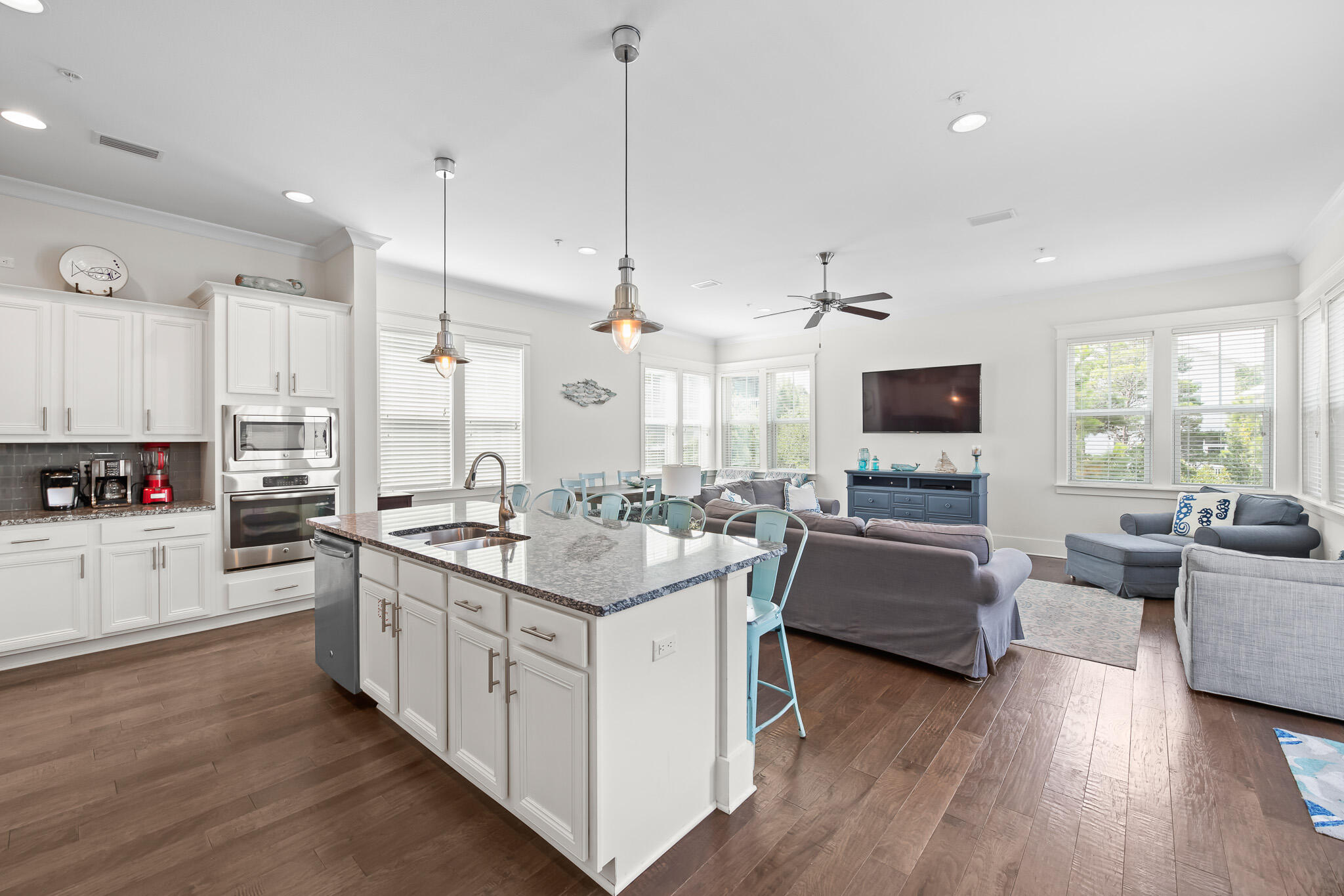 HIGHLAND PARKS - Residential