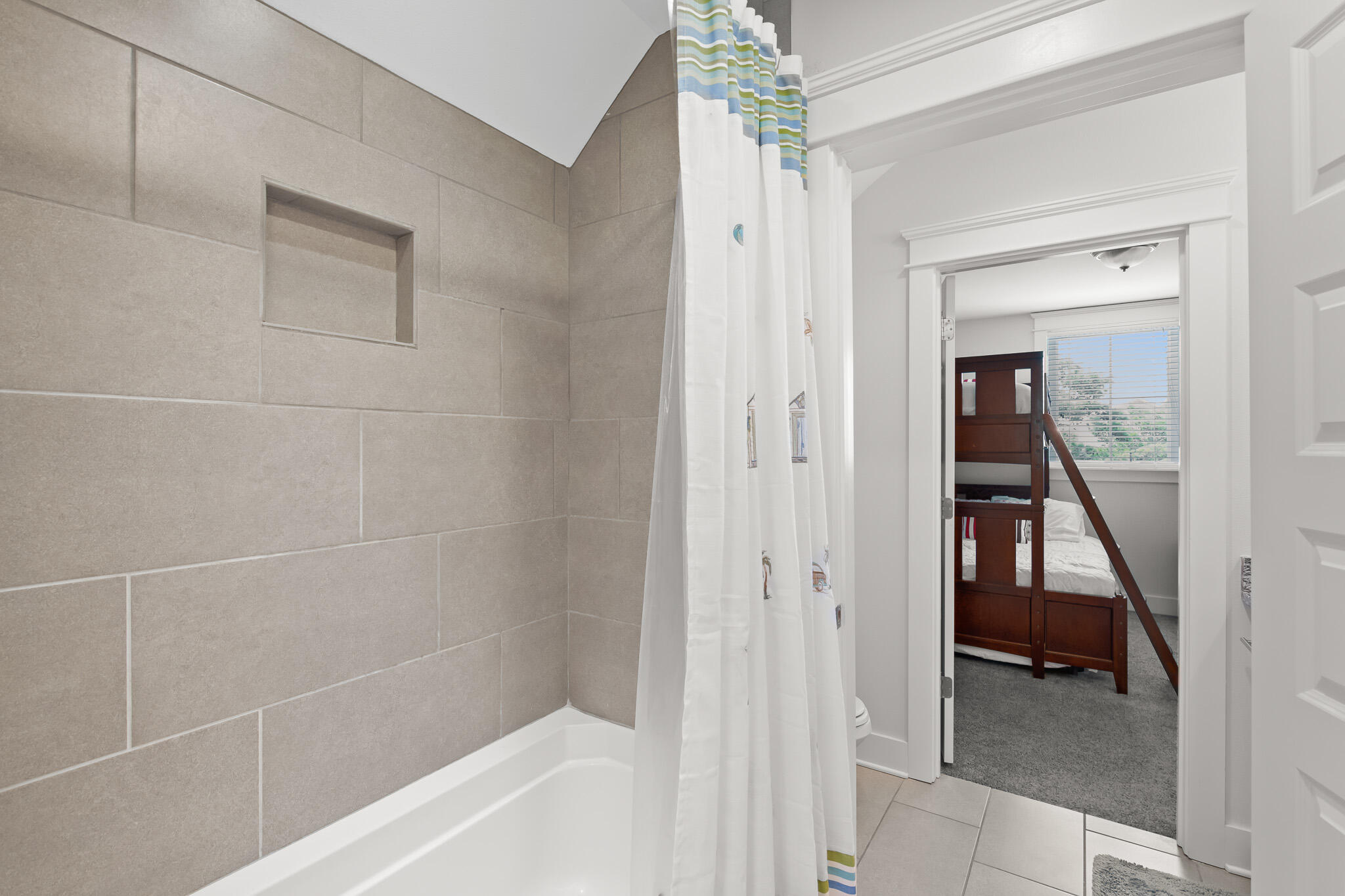 HIGHLAND PARKS - Residential
