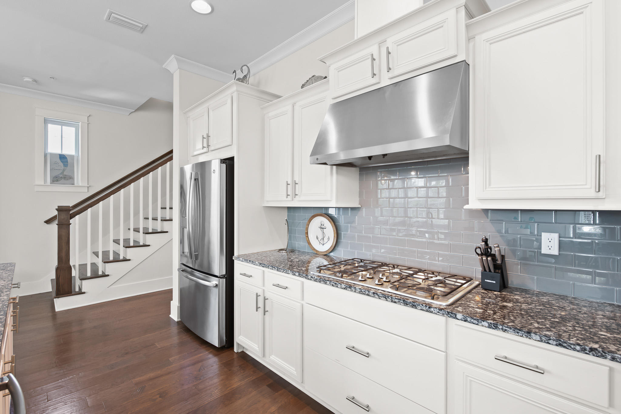 HIGHLAND PARKS - Residential