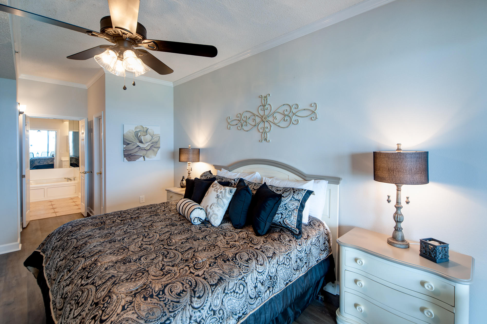 INN AT BLUE MOUNTAIN BEACH - Residential