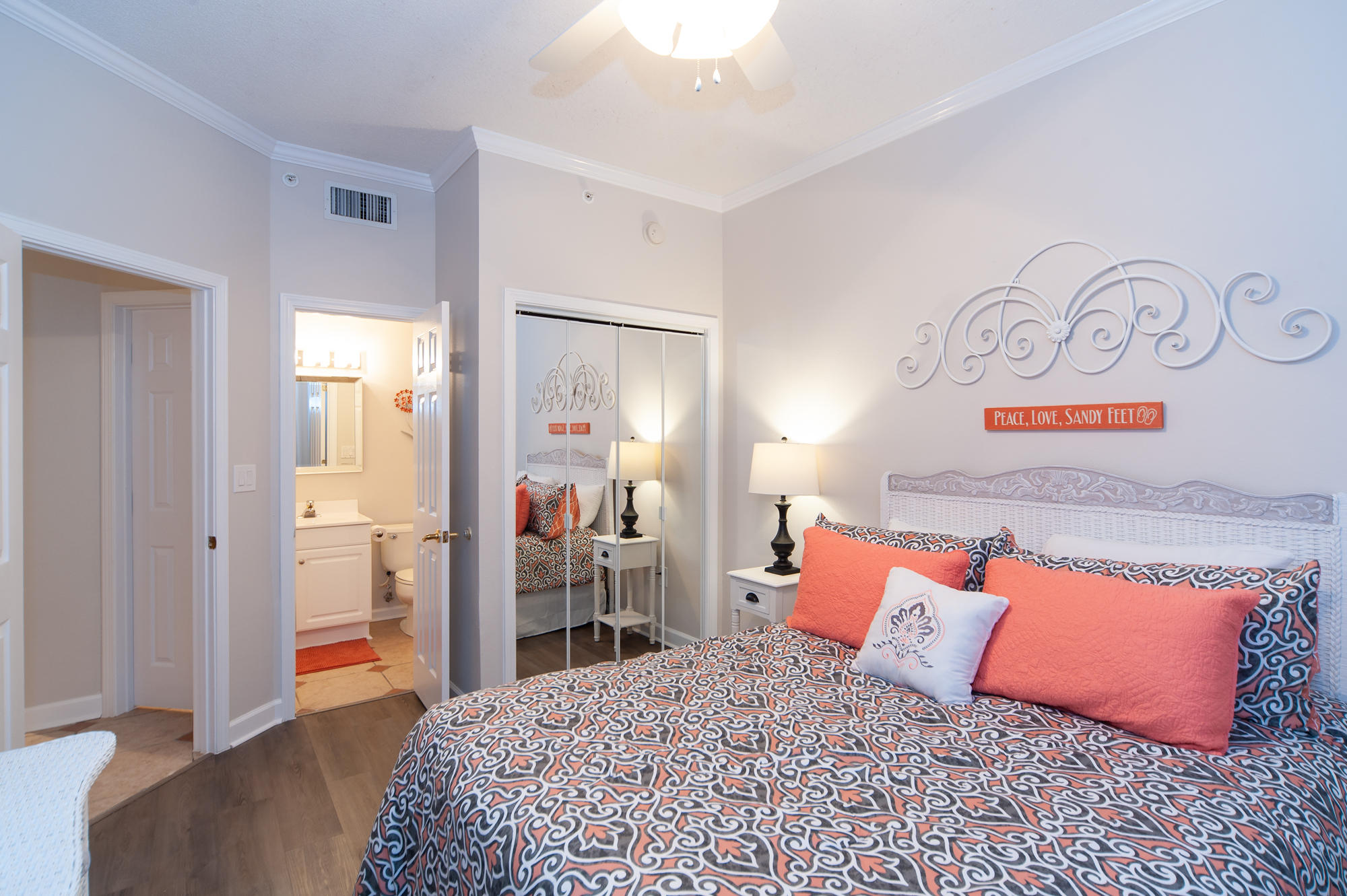 INN AT BLUE MOUNTAIN BEACH - Residential