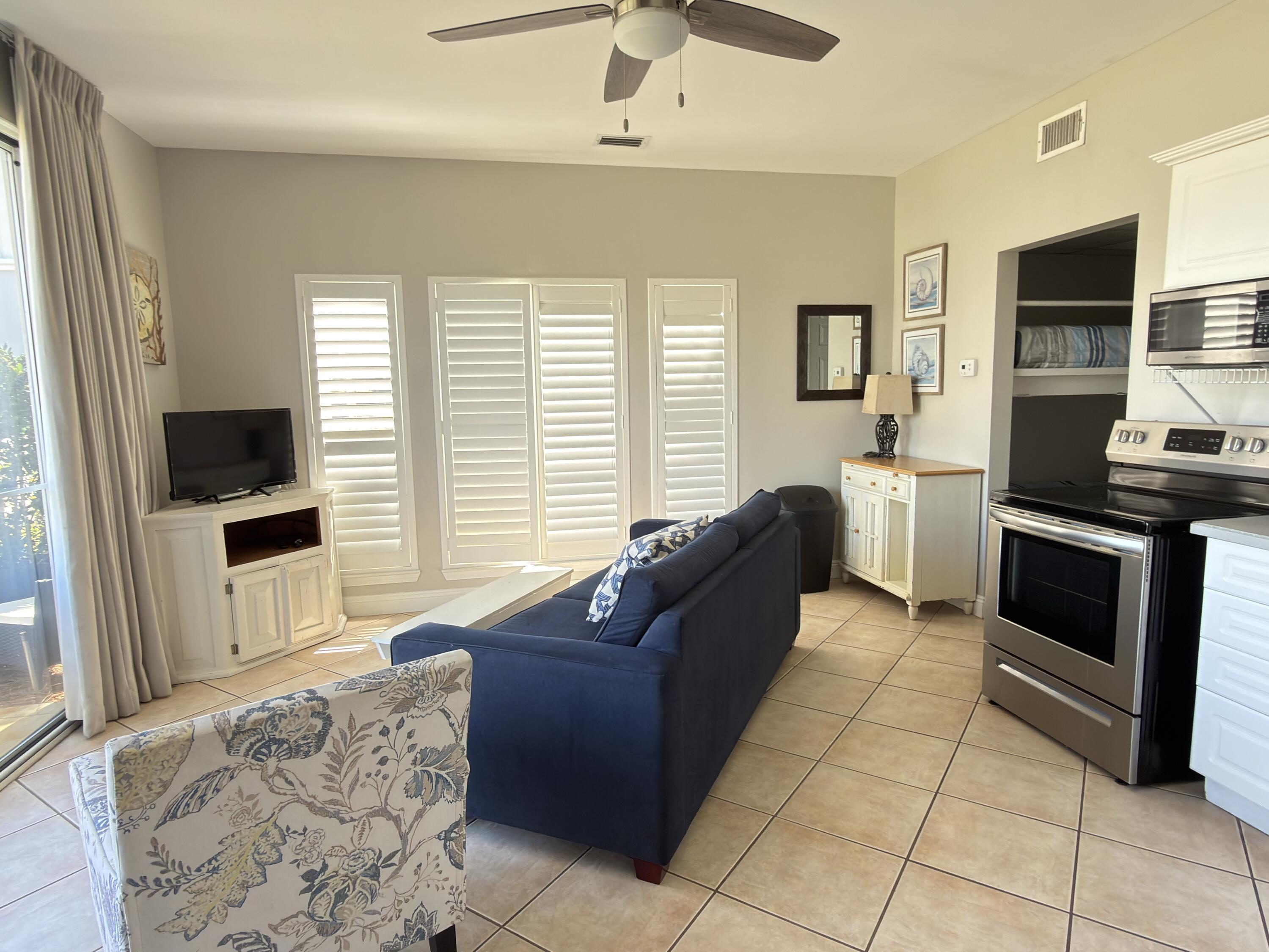 NANTUCKET COTTAGES - Residential