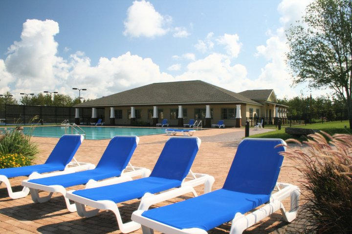 HAMMOCK BAY - Residential Lease