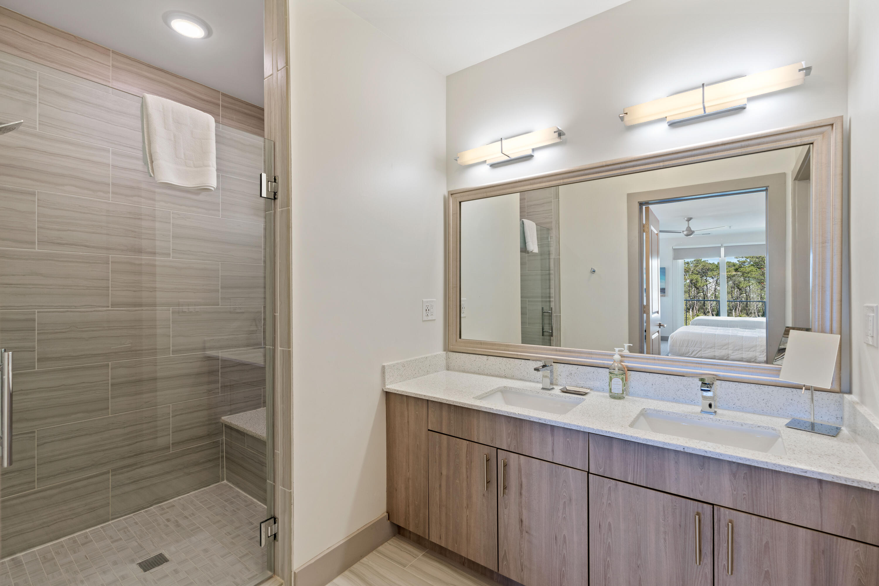 THE POINTE - Residential