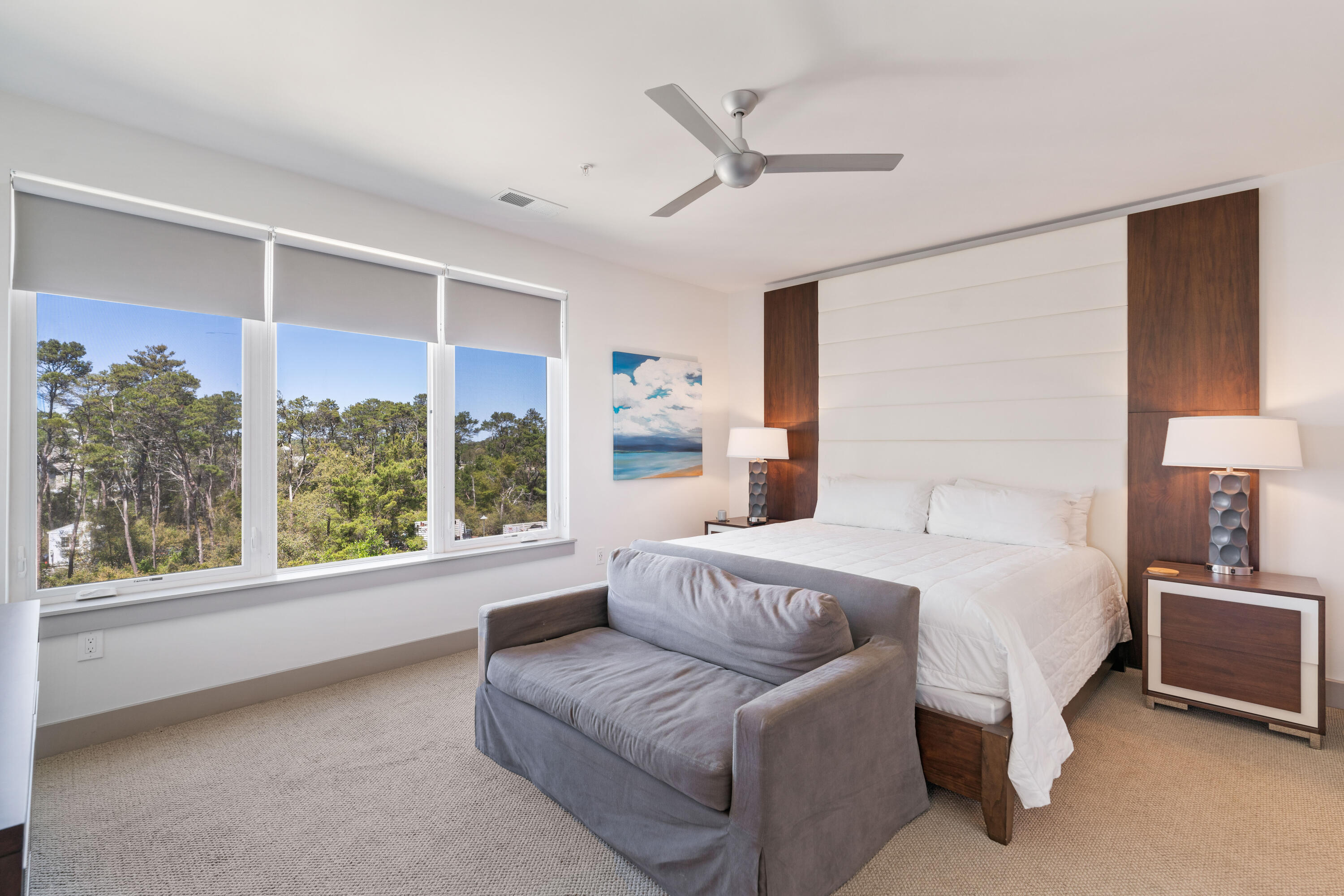 THE POINTE - Residential