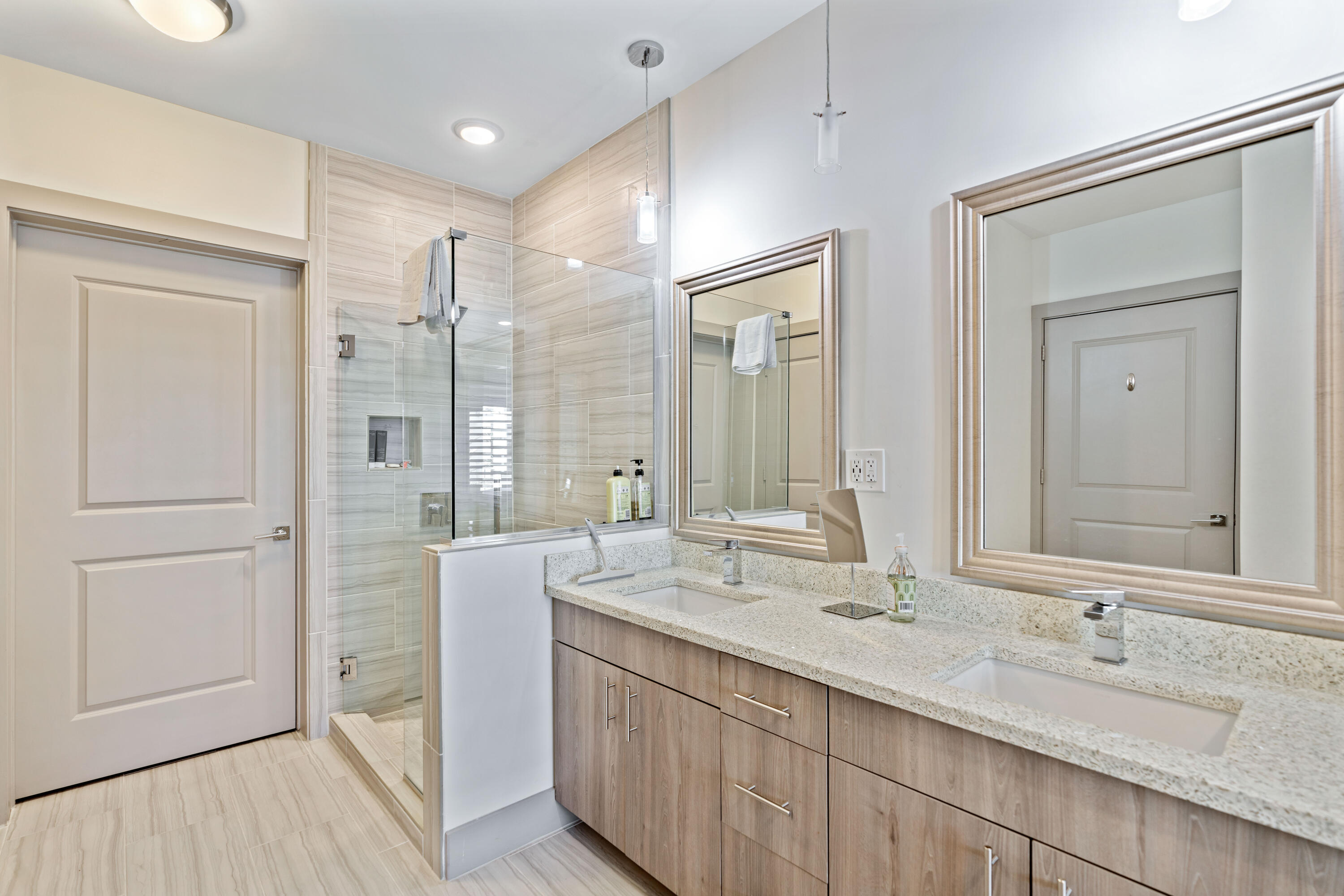 THE POINTE - Residential