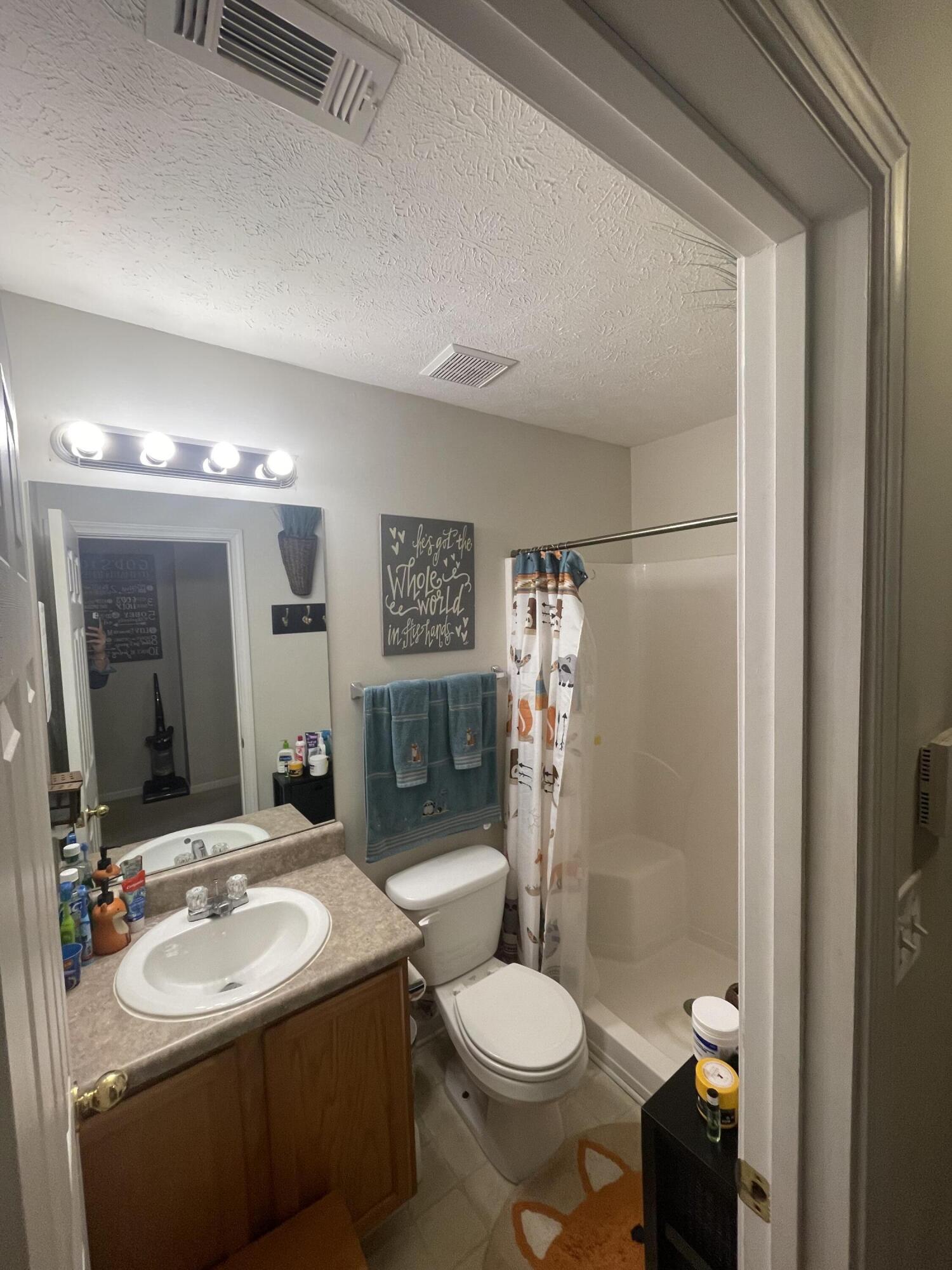 ROLLING PINES - Residential