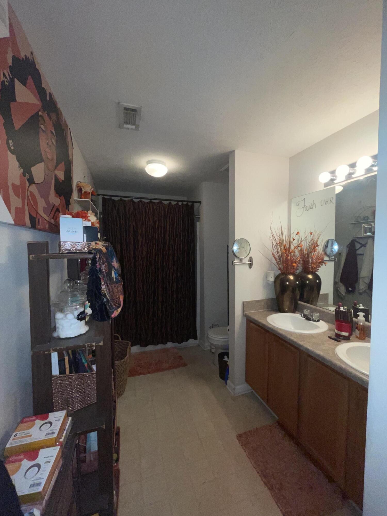 ROLLING PINES - Residential