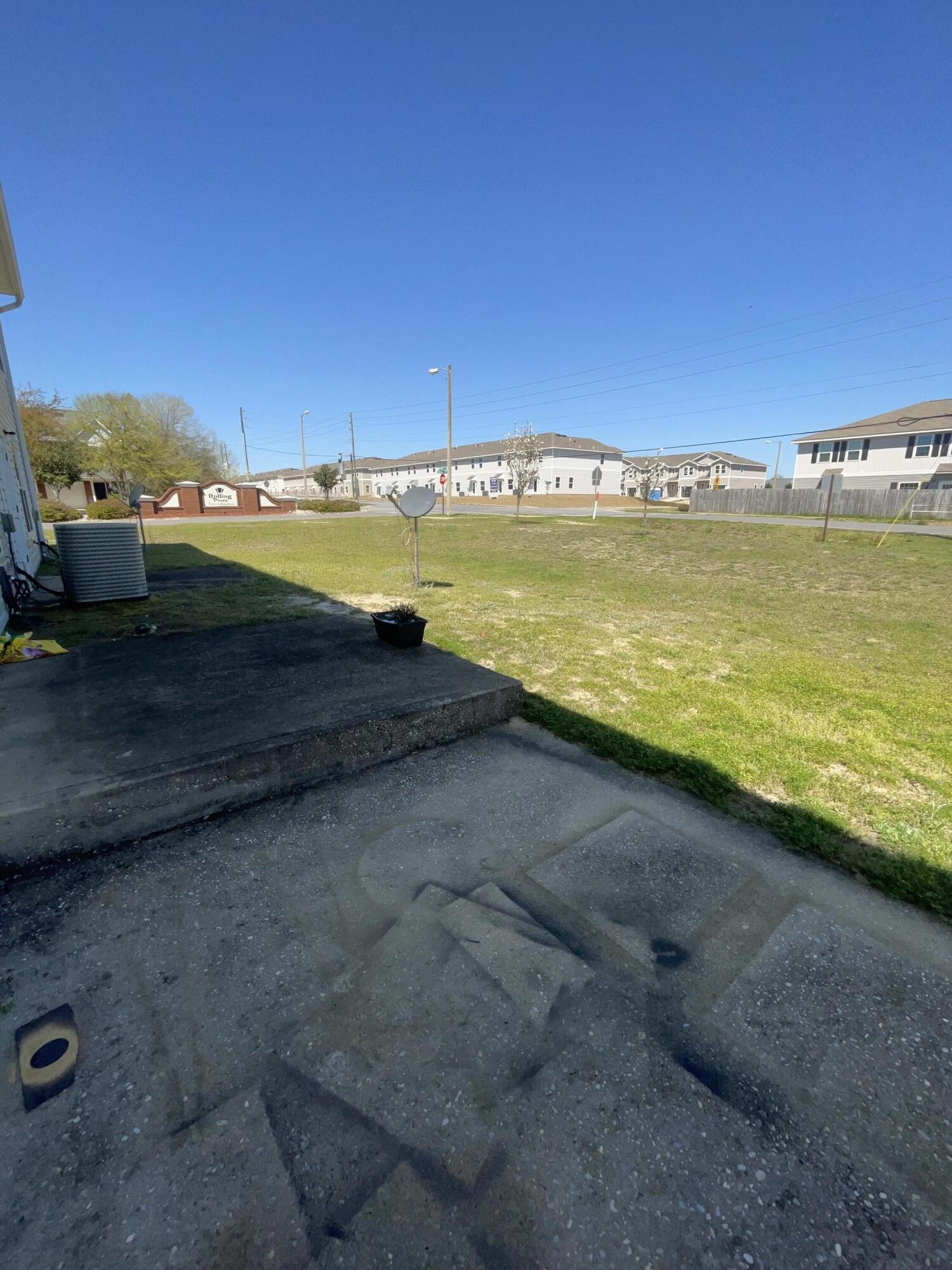 ROLLING PINES - Residential