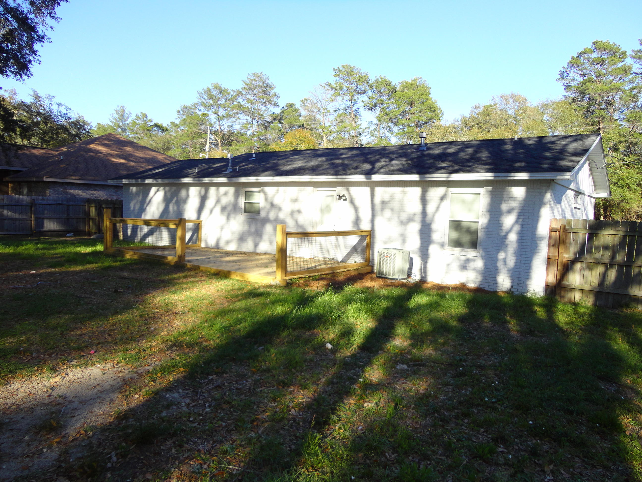 PINECREST ADDN - Residential