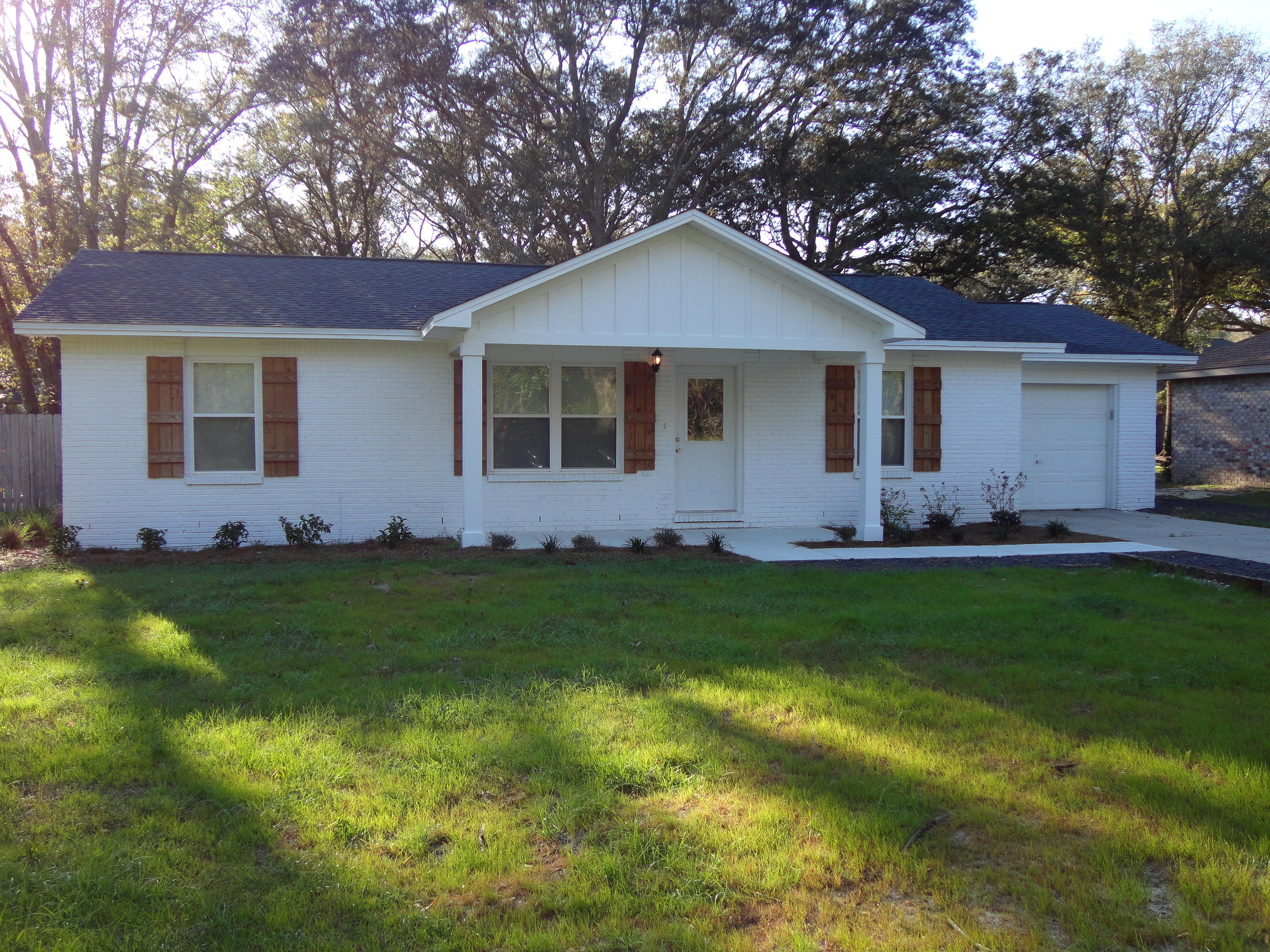 PINECREST ADDN - Residential