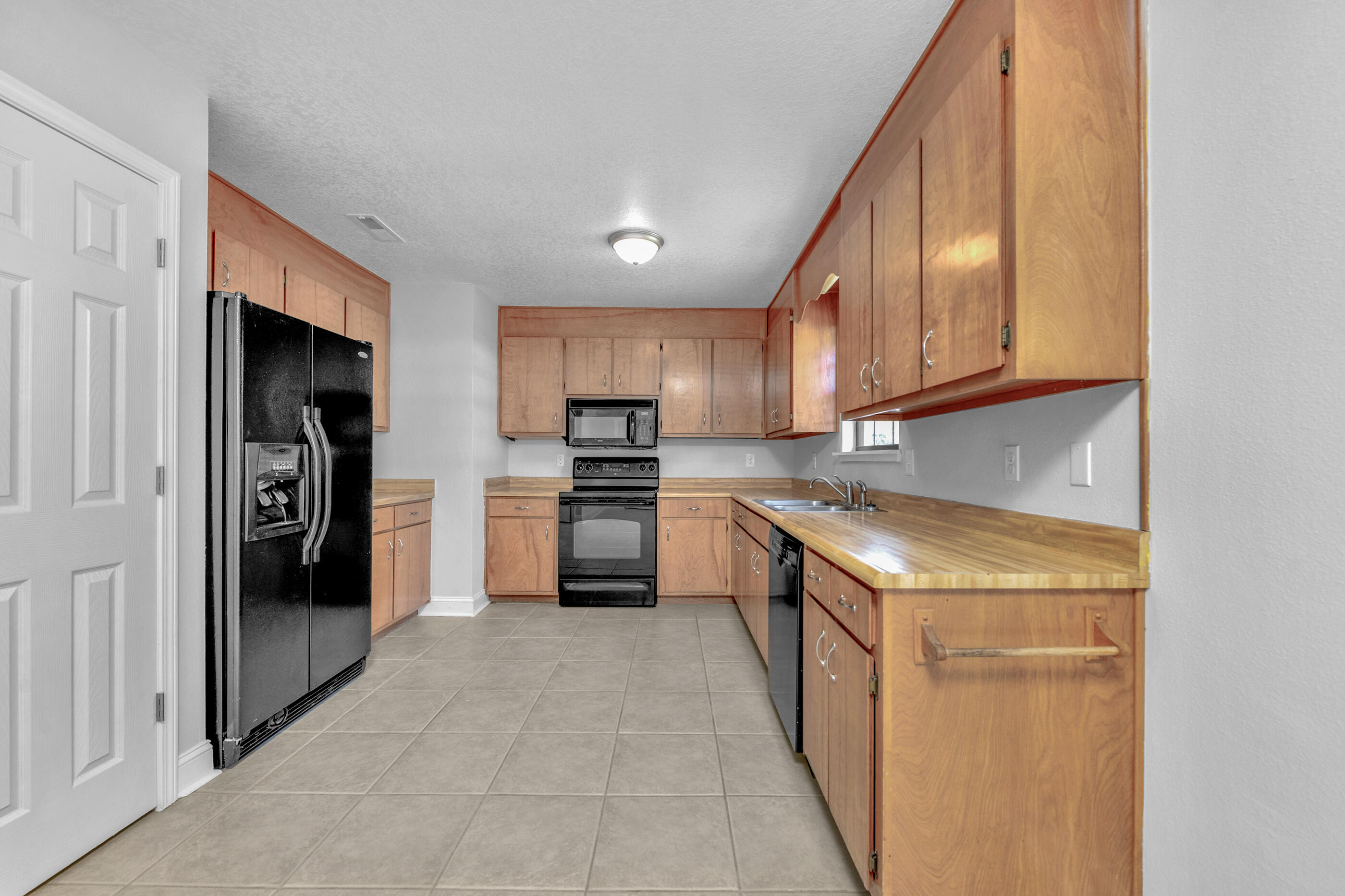 NAVARRE S/D 2ND ADDN - Residential