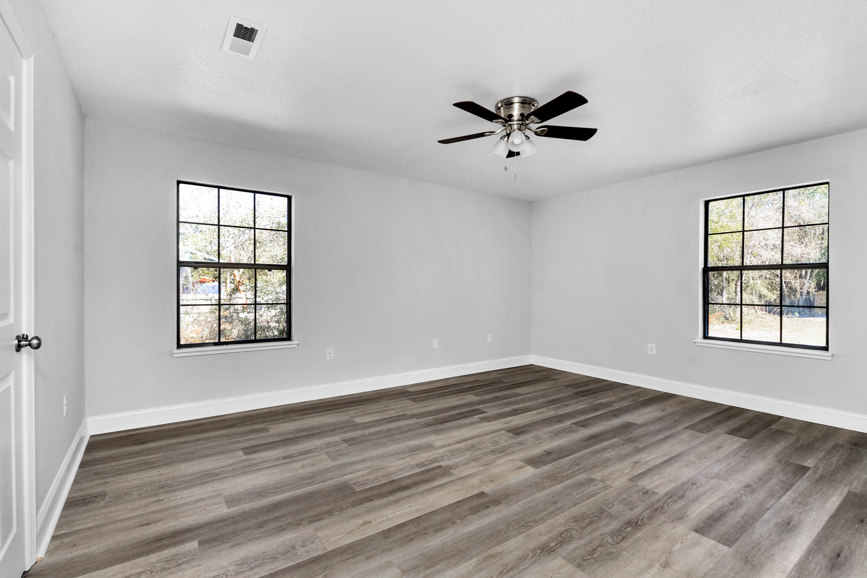 NAVARRE S/D 2ND ADDN - Residential